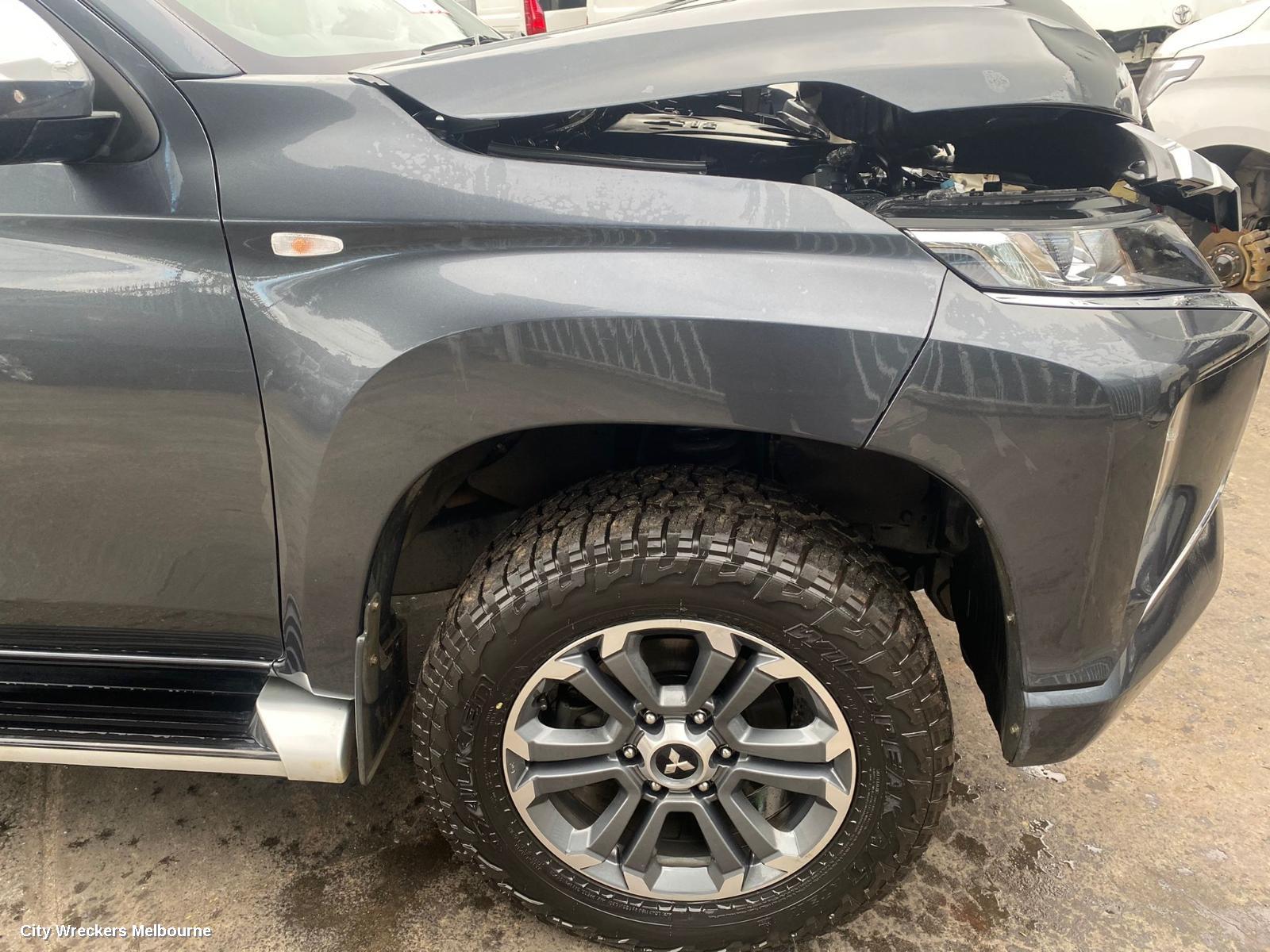 MITSUBISHI TRITON, 4WD SWITCH, EASY SELECT, MQ-MR, 03/2015 - 10/2023, 4WD SWITCH: 101389