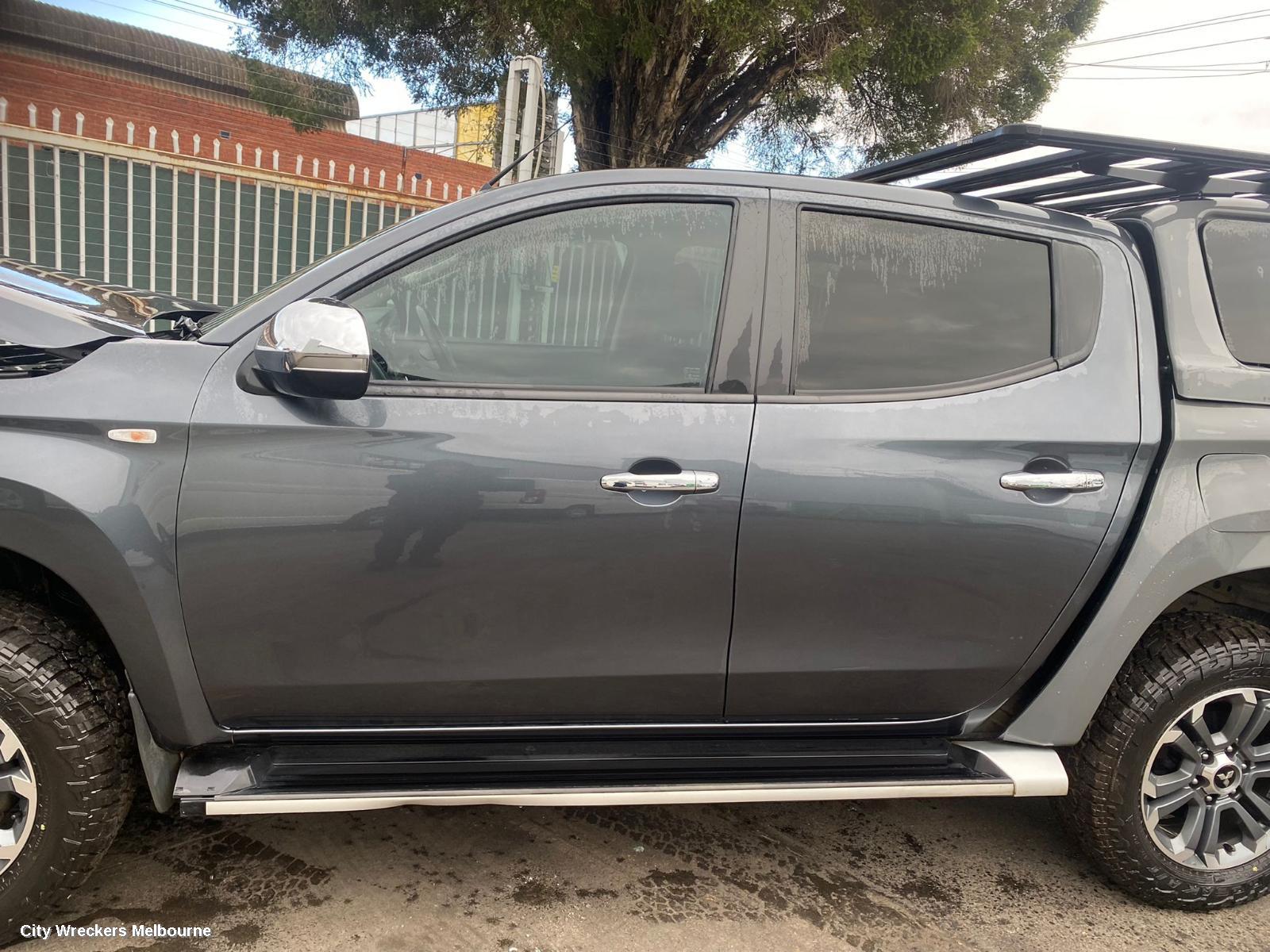 MITSUBISHI TRITON, 4WD SWITCH, EASY SELECT, MQ-MR, 03/2015 - 10/2023, 4WD SWITCH: 101389