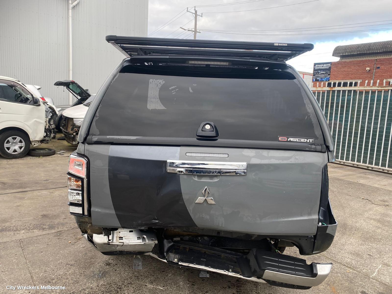 MITSUBISHI TRITON, 4WD SWITCH, EASY SELECT, MQ-MR, 03/2015 - 10/2023, 4WD SWITCH: 101389