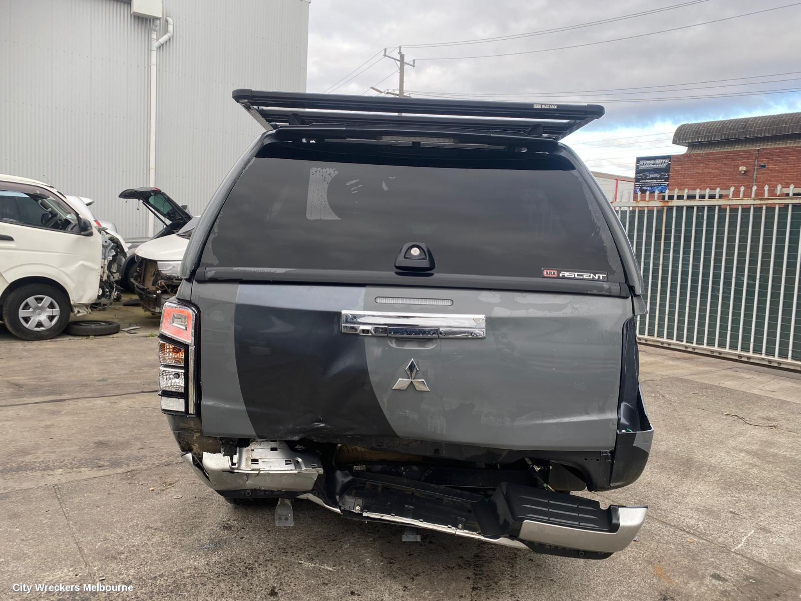 MITSUBISHI TRITON, 4WD SWITCH, EASY SELECT, MQ-MR, 03/2015 - 10/2023, 4WD SWITCH: 101389
