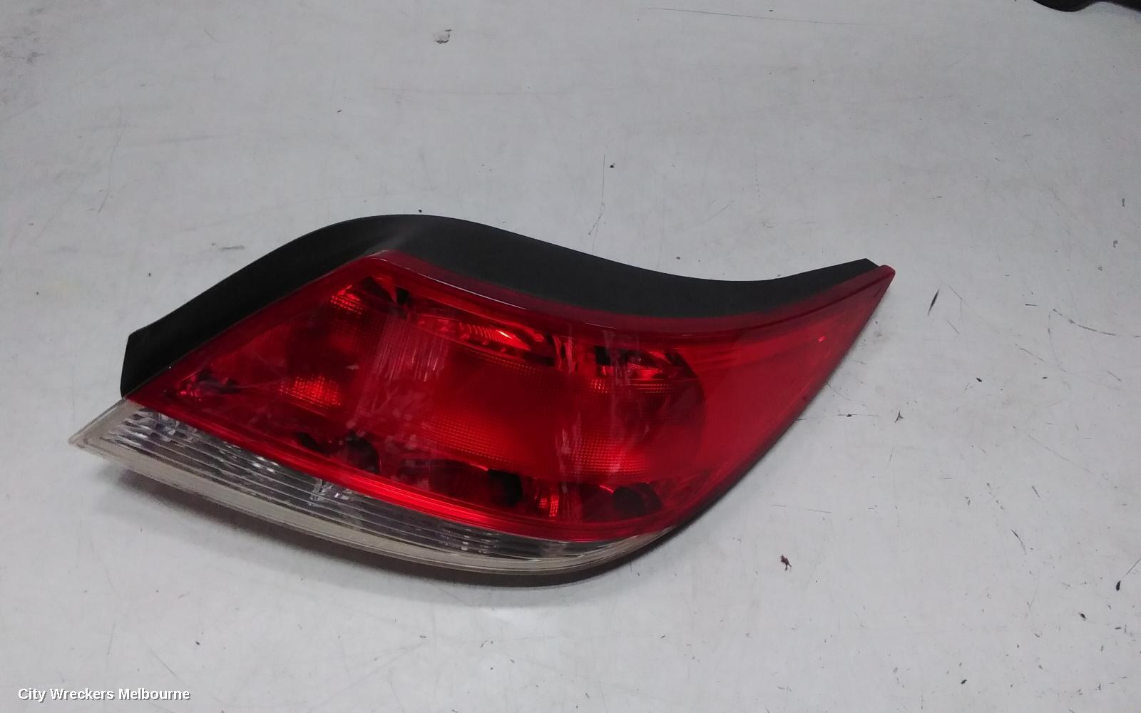 HOLDEN ASTRA RIGHT TAILLIGHT, AH, CABRIO, 11/2006 - 08/2009