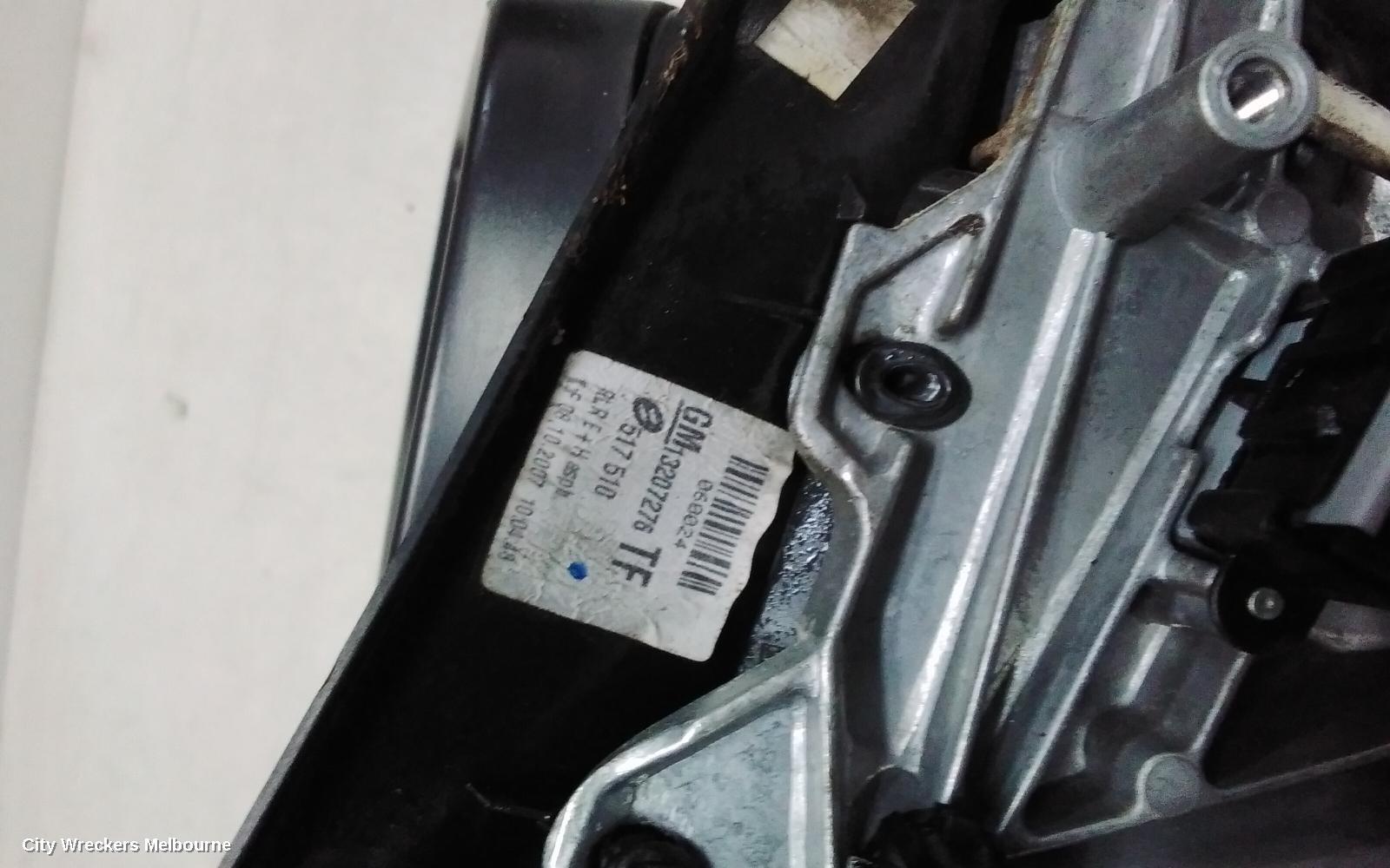 HOLDEN ASTRA RIGHT DOOR MIRROR, AH, CABRIO, 11/2006 - 08/2009