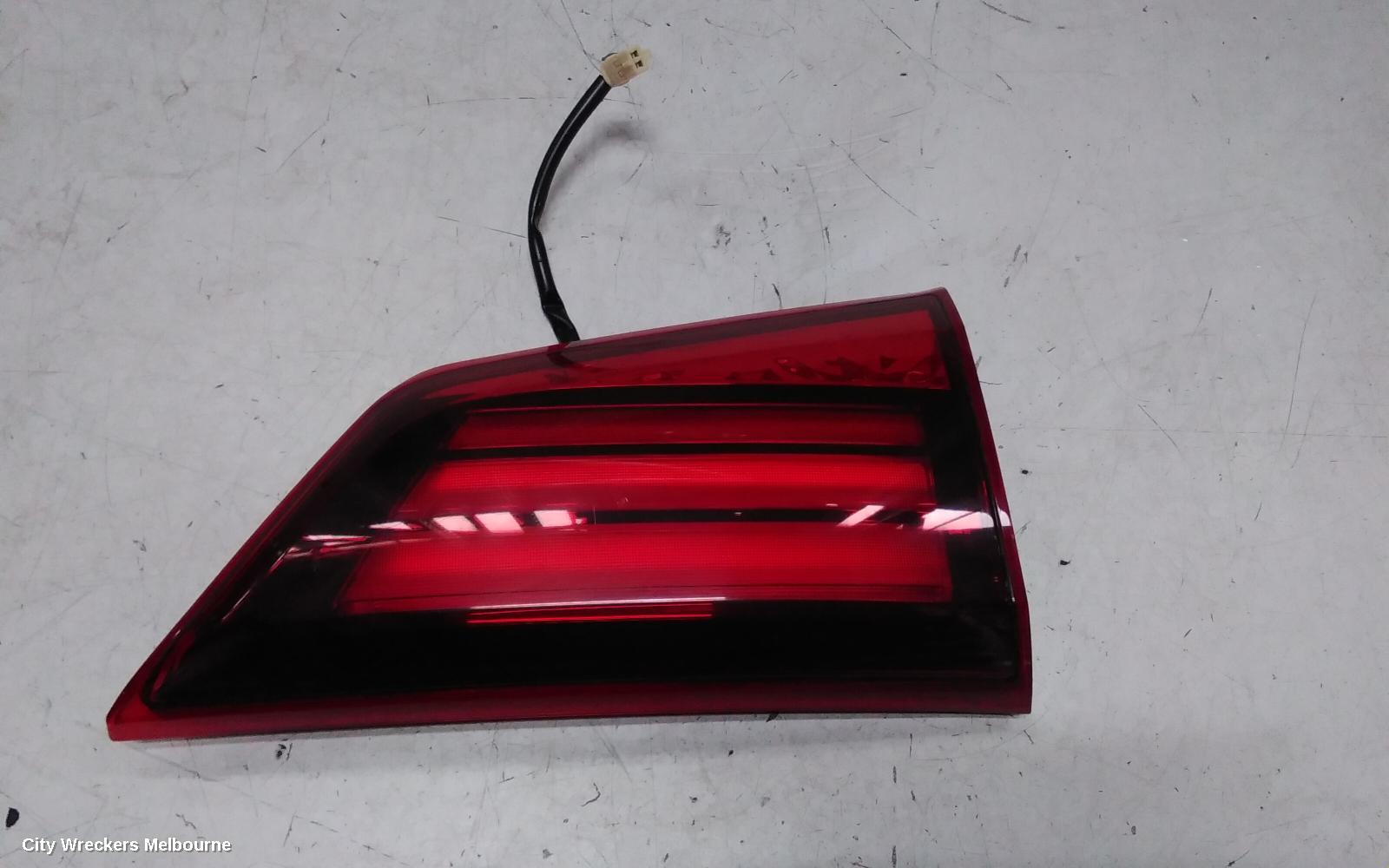 MITSUBISHI OUTLANDER REAR GARNISH, TAILGATE LAMP (LH SIDE), ZK-ZL, 01/2015 - 07/2021