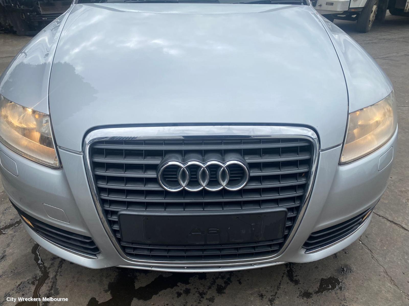 AUDI A6 RIGHT HEADLAMP, C6/4F, A6, ADAPTIVE TYPE, 10/2008 - 06/2011