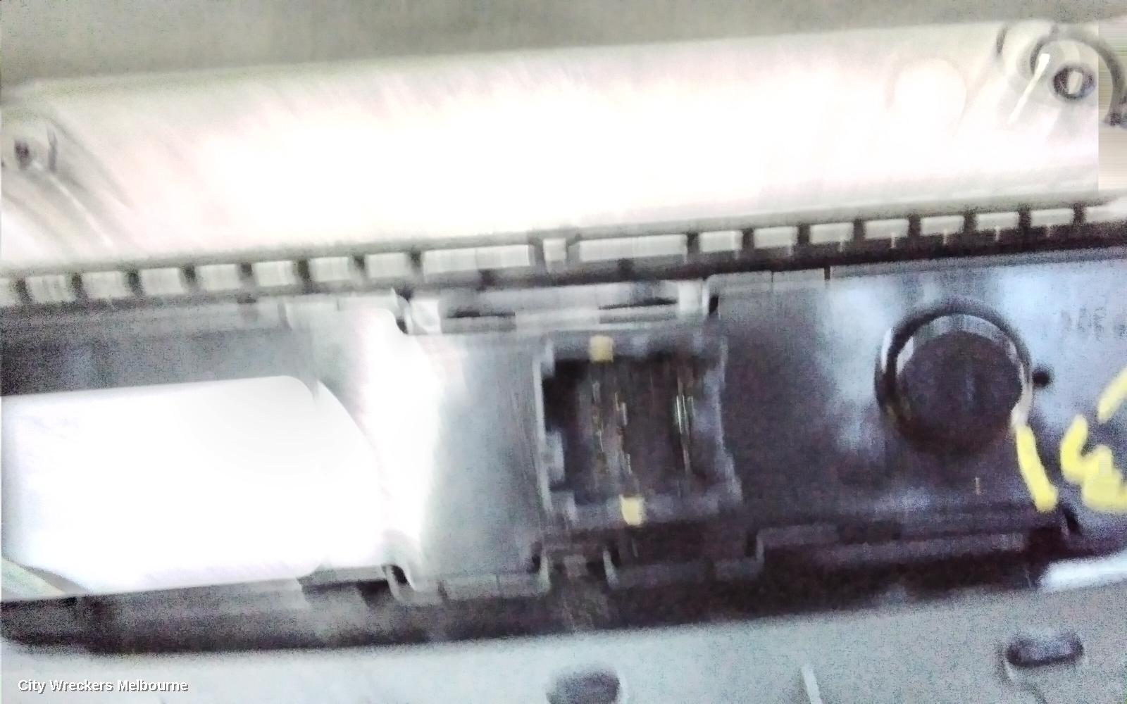 JEEP CHEROKEE RADIO/CD/DVD/SAT/TV, KL, HEAD UNIT, W/ DISPLAY UNIT, 5IN, NON SAT NAV TYPE, 02/2014 - 03/2018