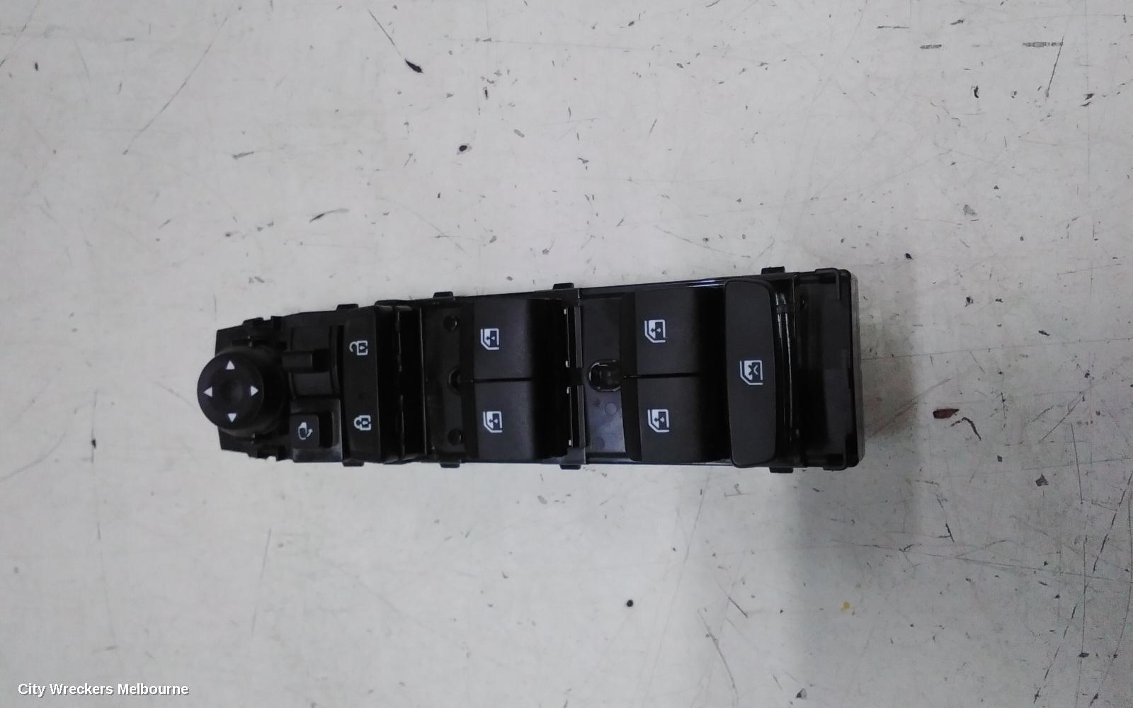 HYUNDAI TUCSON PWR DR WIND SWITCH, RH FRONT (MASTER SWITCH), W/ POWER FOLD, NX4, 02/2021 - 01/2024