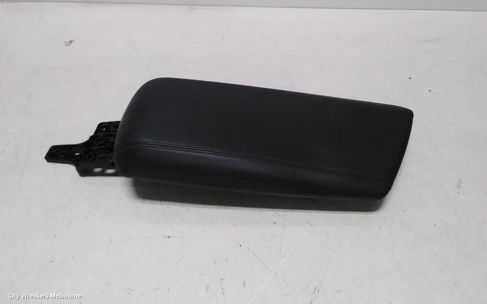 ALFA ROMEO GIULIA CONSOLE, 952, 05/2016 ONWARDS