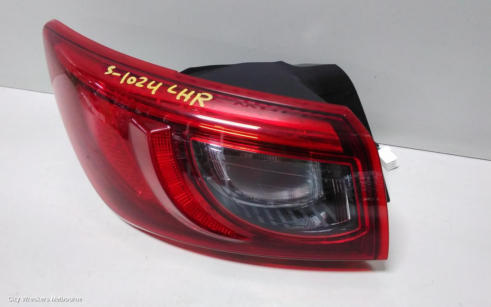 MAZDA CX3 LEFT TAILLIGHT, DK, IN BODY, W/ HALOGEN TYPE, 03/2015 ONWARDS