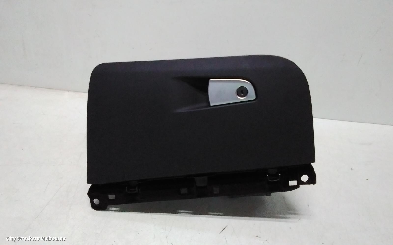ALFA ROMEO GIULIA GLOVE BOX, 952, 05/2016 ONWARDS