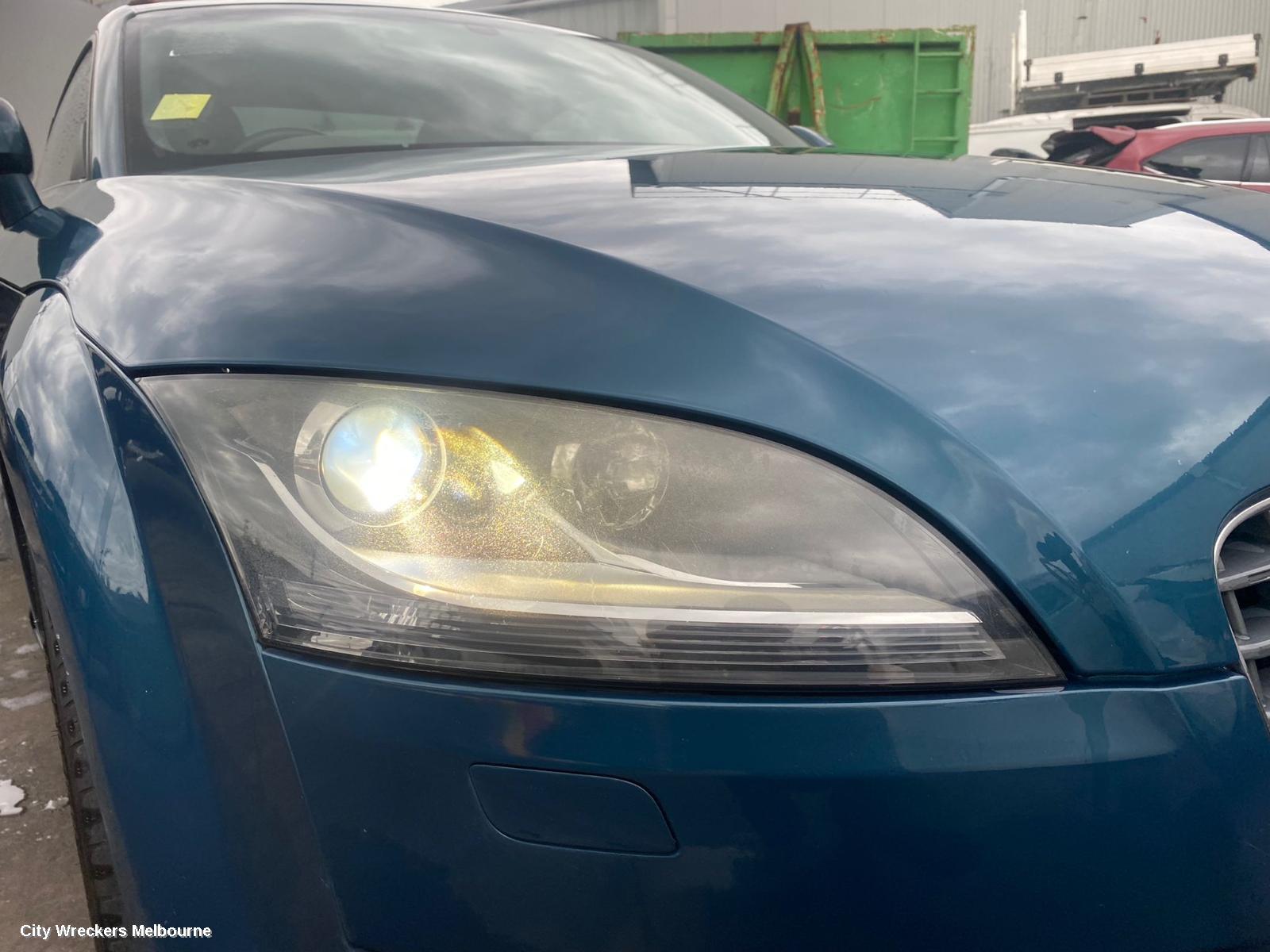 AUDI TT, 8J, 09/2006 - 12/2014, LHFBAR SLIDER: 101813