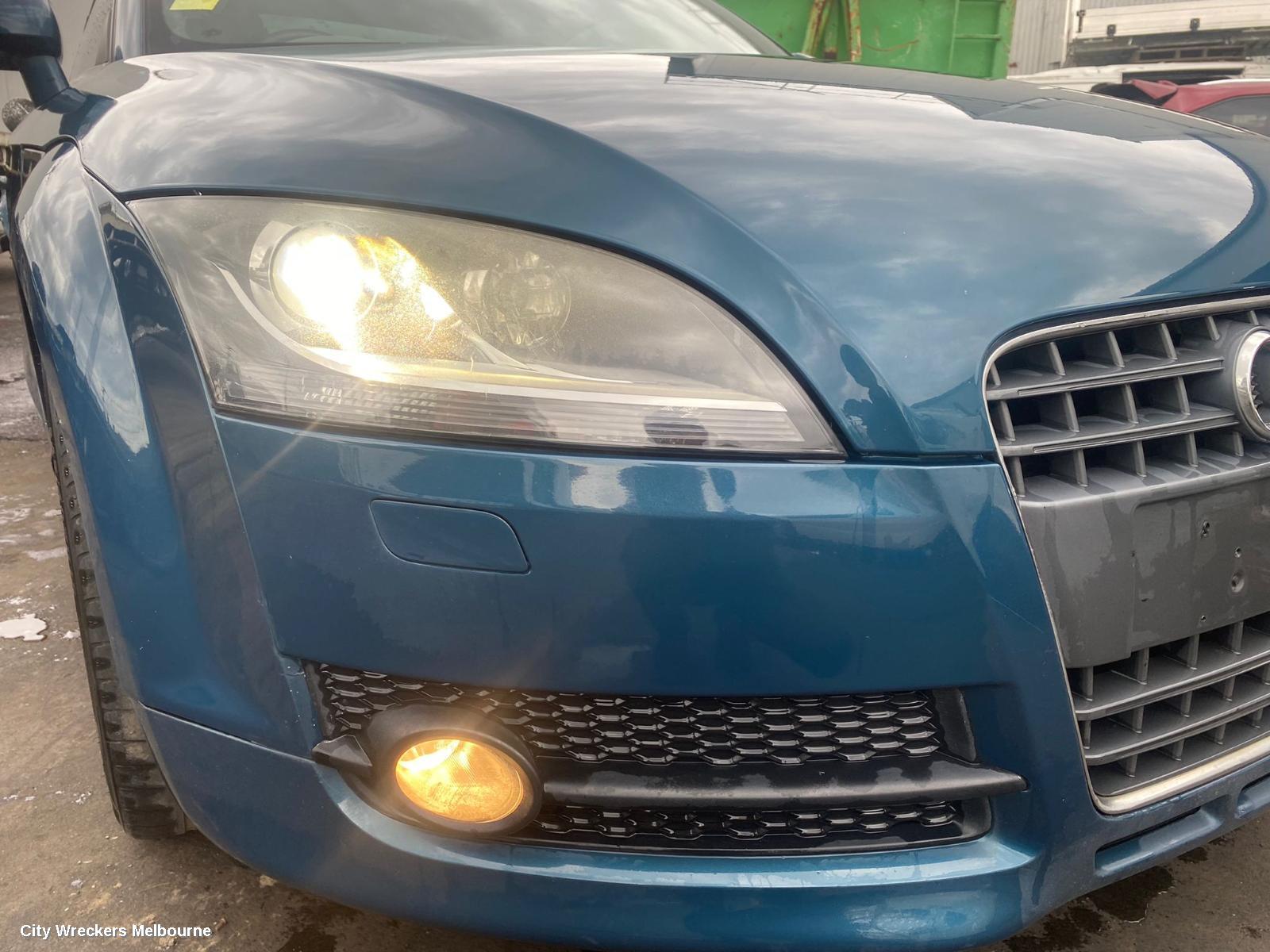 AUDI TT, 8J, 09/2006 - 12/2014, LHFBAR SLIDER: 101813