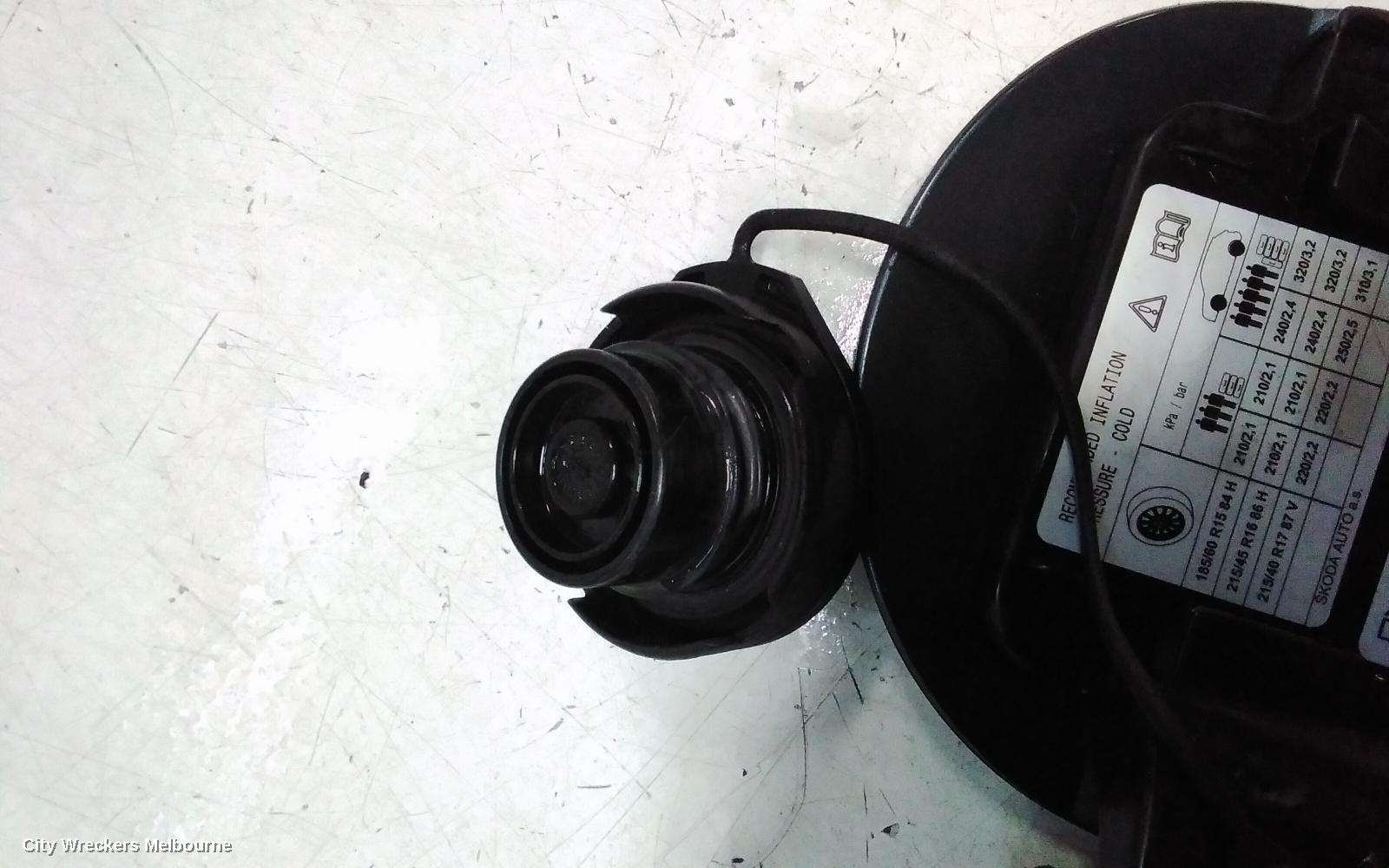 SKODA FABIA FUEL DOOR / FILLER, NJ, 01/2015 - 08/2021