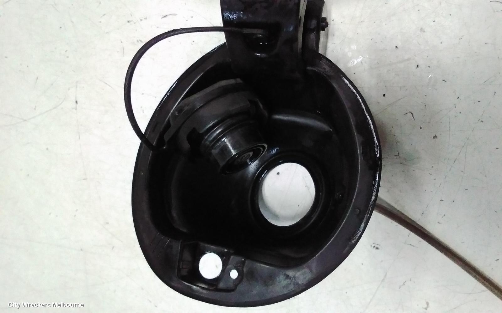 SKODA FABIA FUEL DOOR / FILLER, NJ, 01/2015 - 08/2021