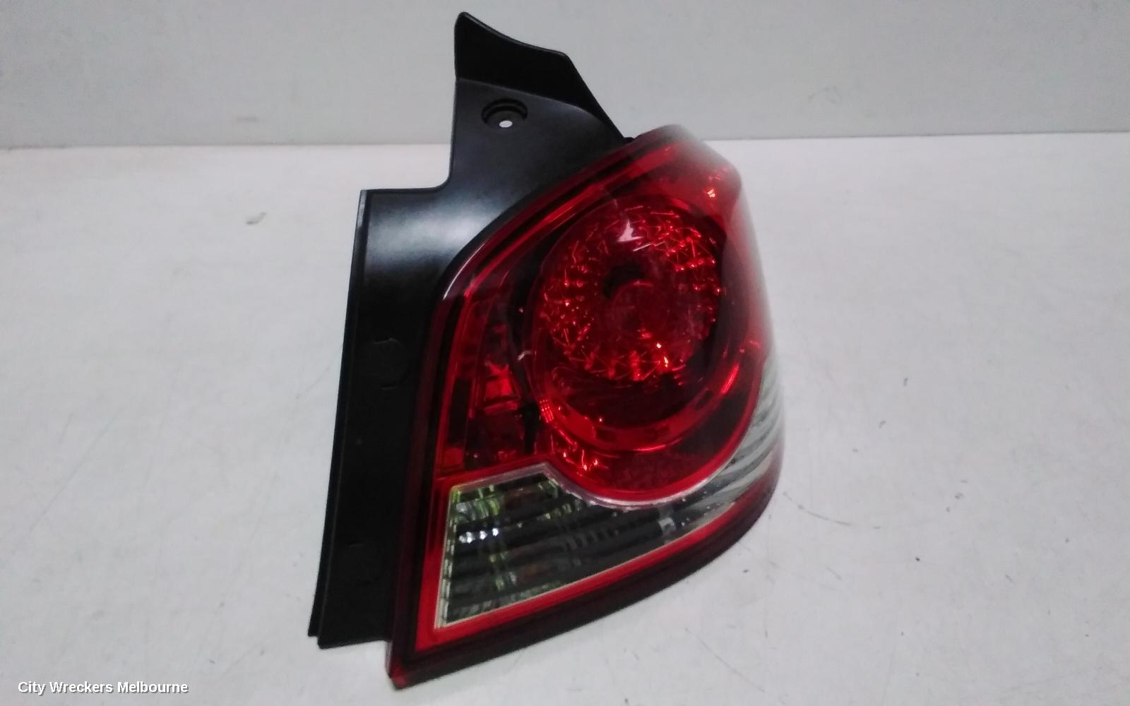 HOLDEN CRUZE RIGHT TAILLIGHT, JH, HATCH, IN BODY, 03/2011 - 01/2017