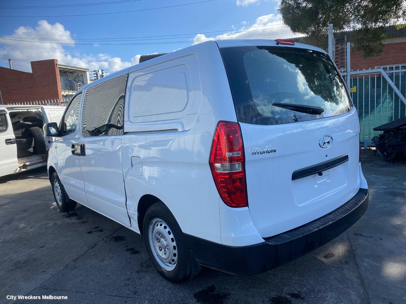 HYUNDAI ILOAD/IMAX A/C CONDENSER, TQ, PETROL, 11/2007 ONWARDS
