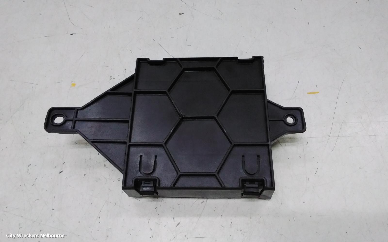 PORSCHE MACAN ECU, VOLTAGE STABILIZER CONTROL MODULE, 95B, 06/2014 ONWARDS