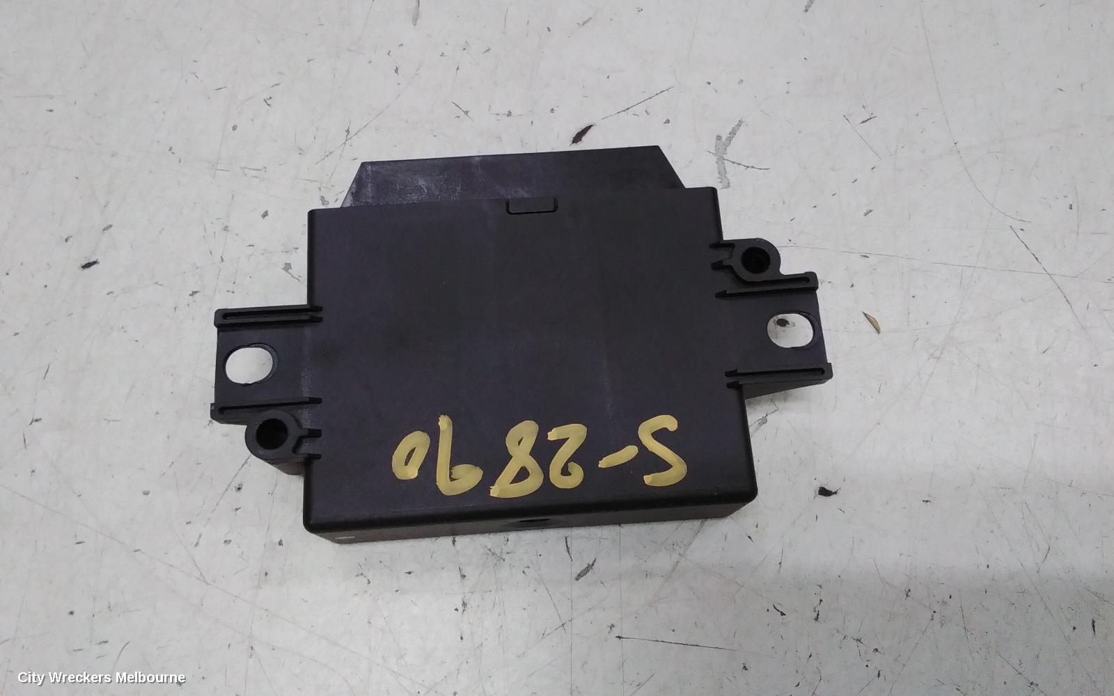 PORSCHE MACAN ECU, PARKING AID CONTROL MODULE VALEO ECU, 95B, 06/2014 - 04/2022