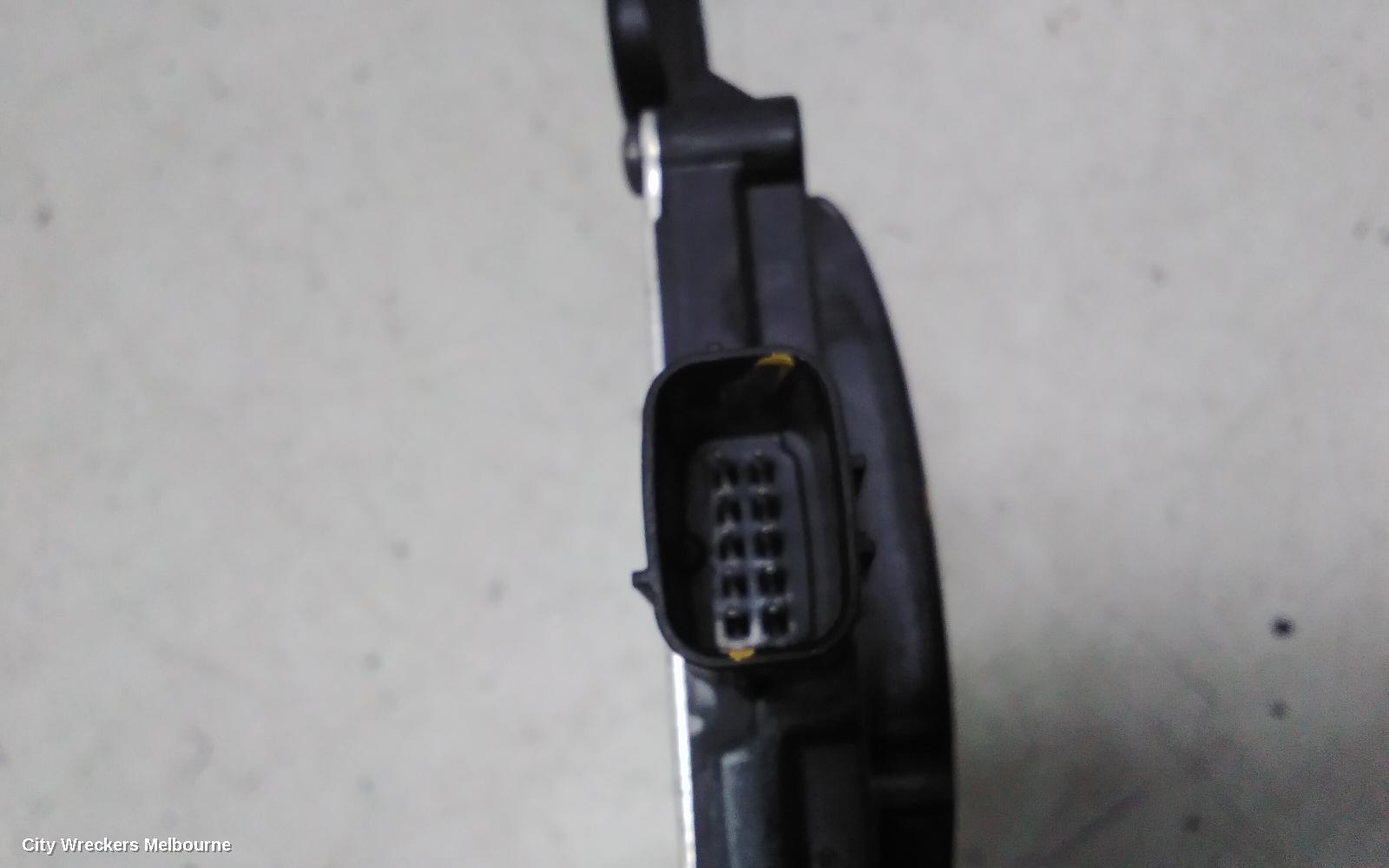 TOYOTA C-HR, GEN 1, 12/2016 - 09/2023, CCAB14LP5730T6 LHR BLIND SPOT MODULE: 142268