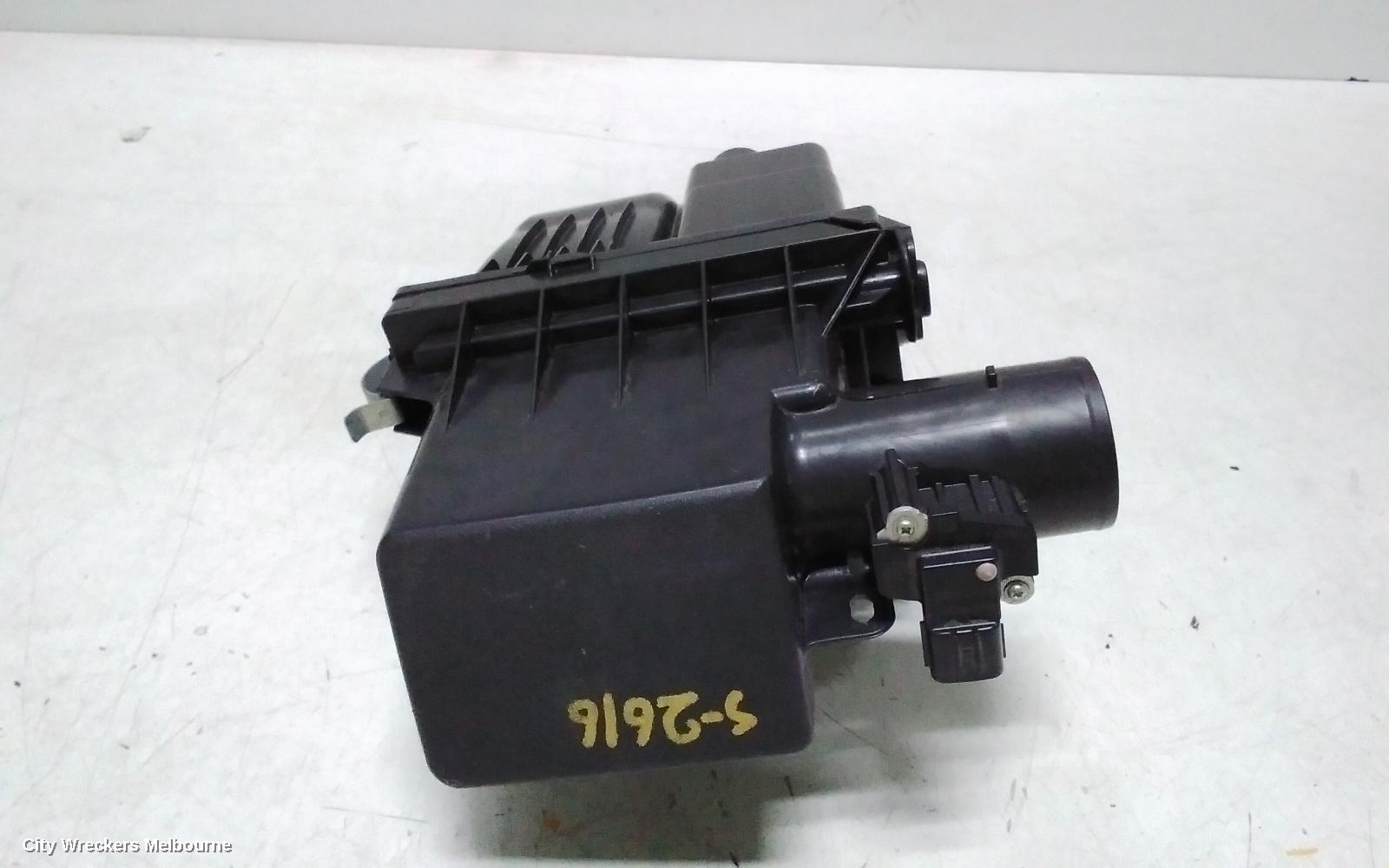 TOYOTA C-HR AIR CLEANER/BOX, AIR CLEANER, ZYX10R, 1.8, PETROL, 12/2016 - 09/2023