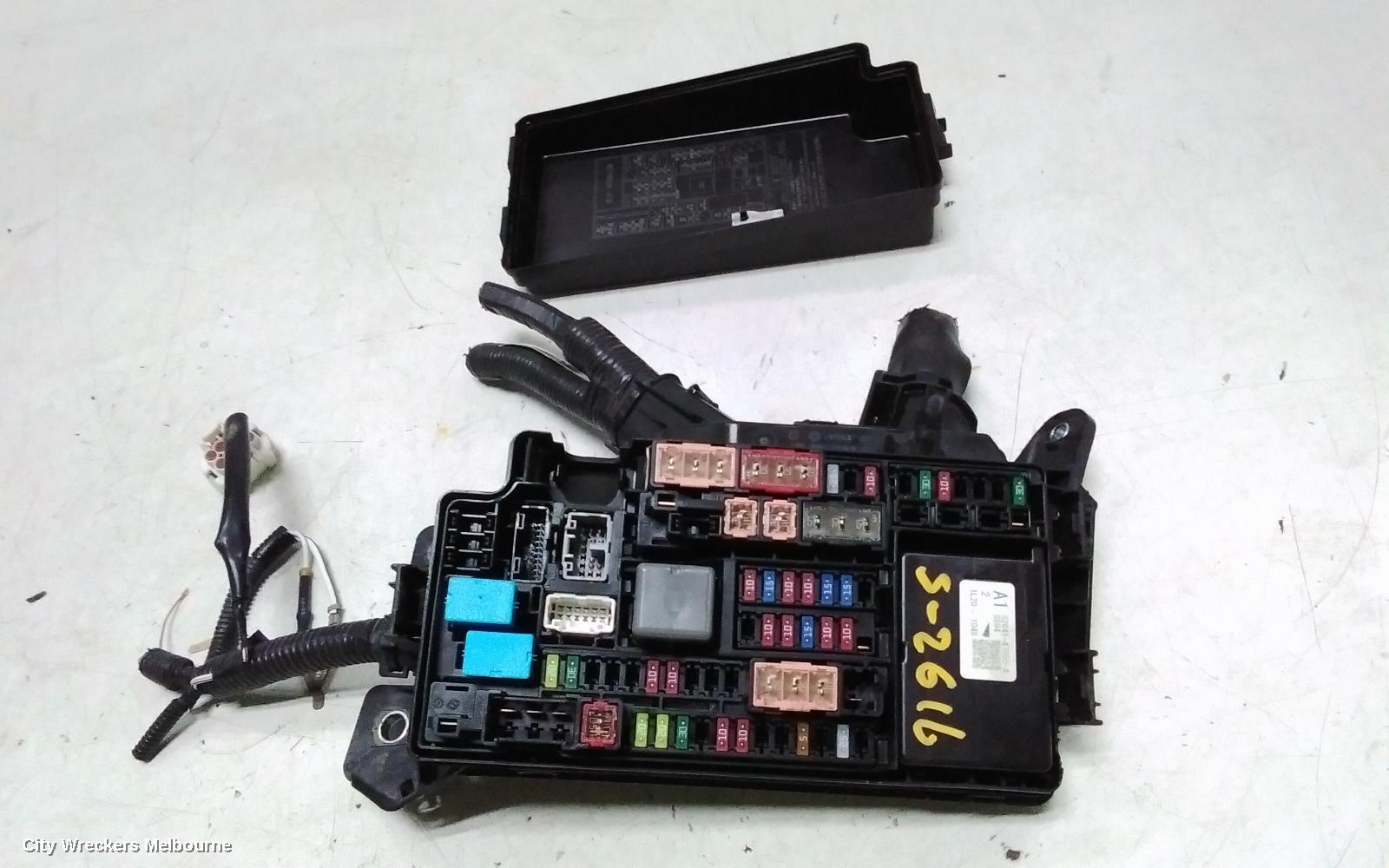 TOYOTA C-HR FUSE BOX, GEN 1, 12/2016 - 09/2023