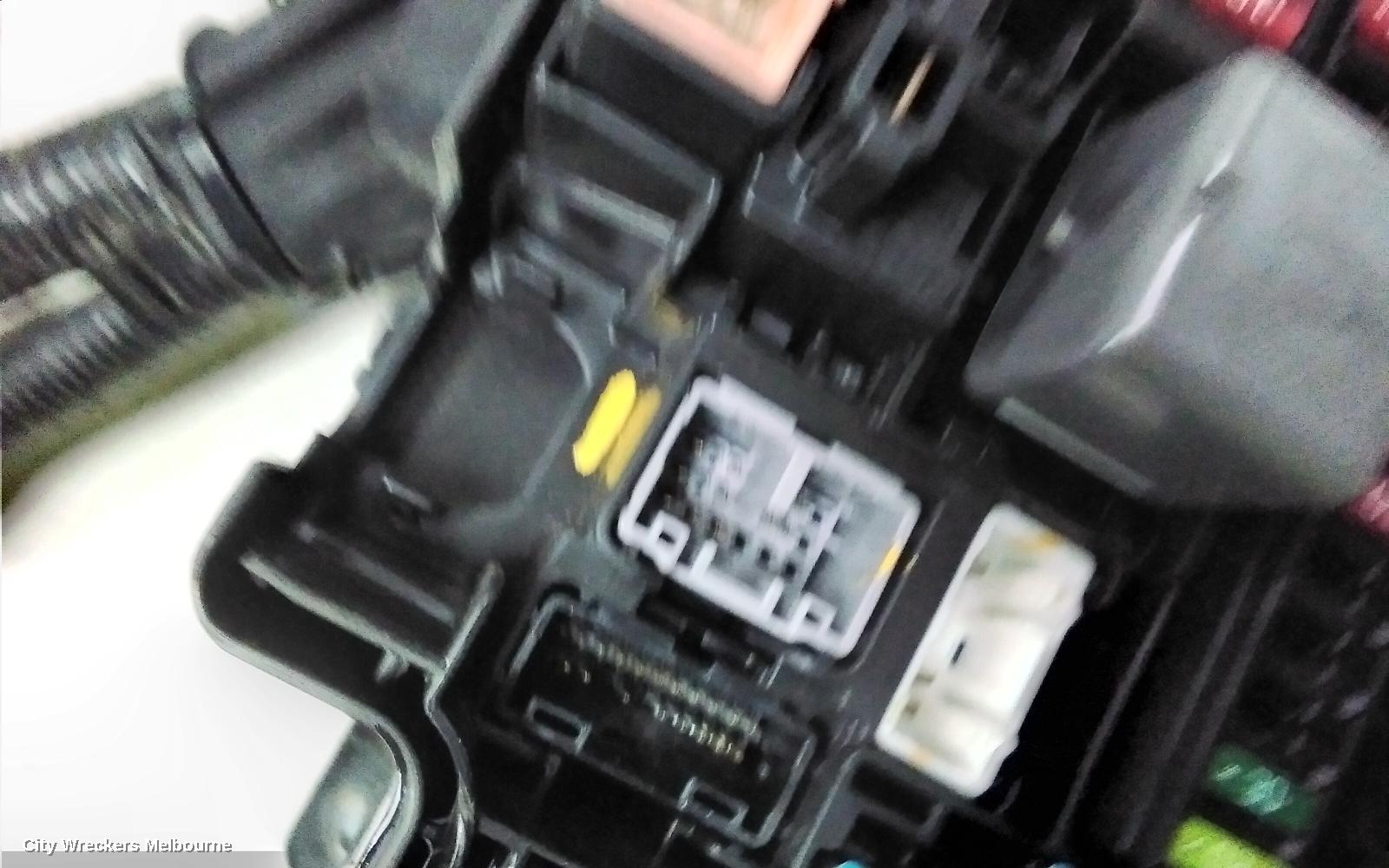 TOYOTA C-HR FUSE BOX, GEN 1, 12/2016 - 09/2023