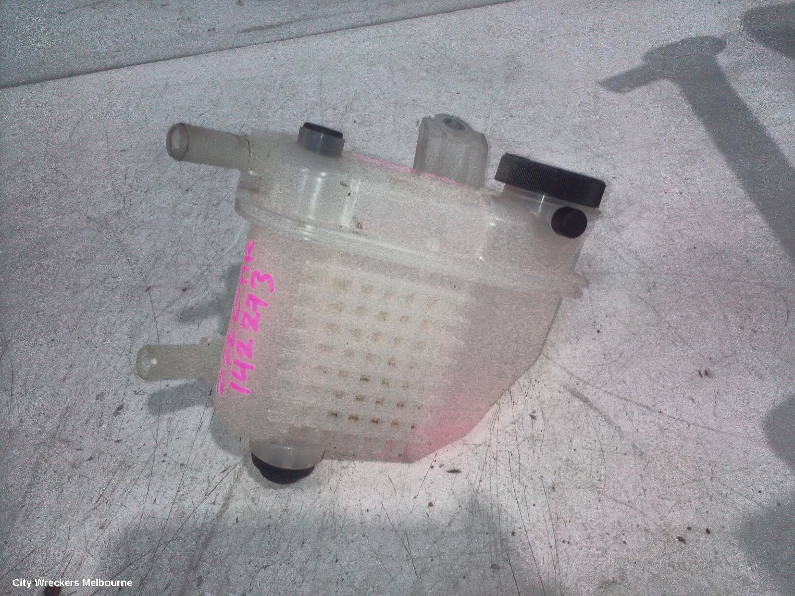 TOYOTA C-HR OVERFLOW BOTTLE, GEN 1, 12/2016 - 09/2023