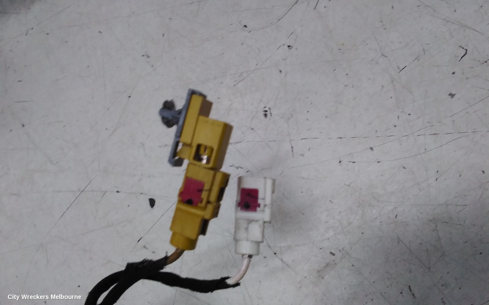 JEEP GRANDCHEROKEE ANTENNA, WK, 10/2010 - 02/2022