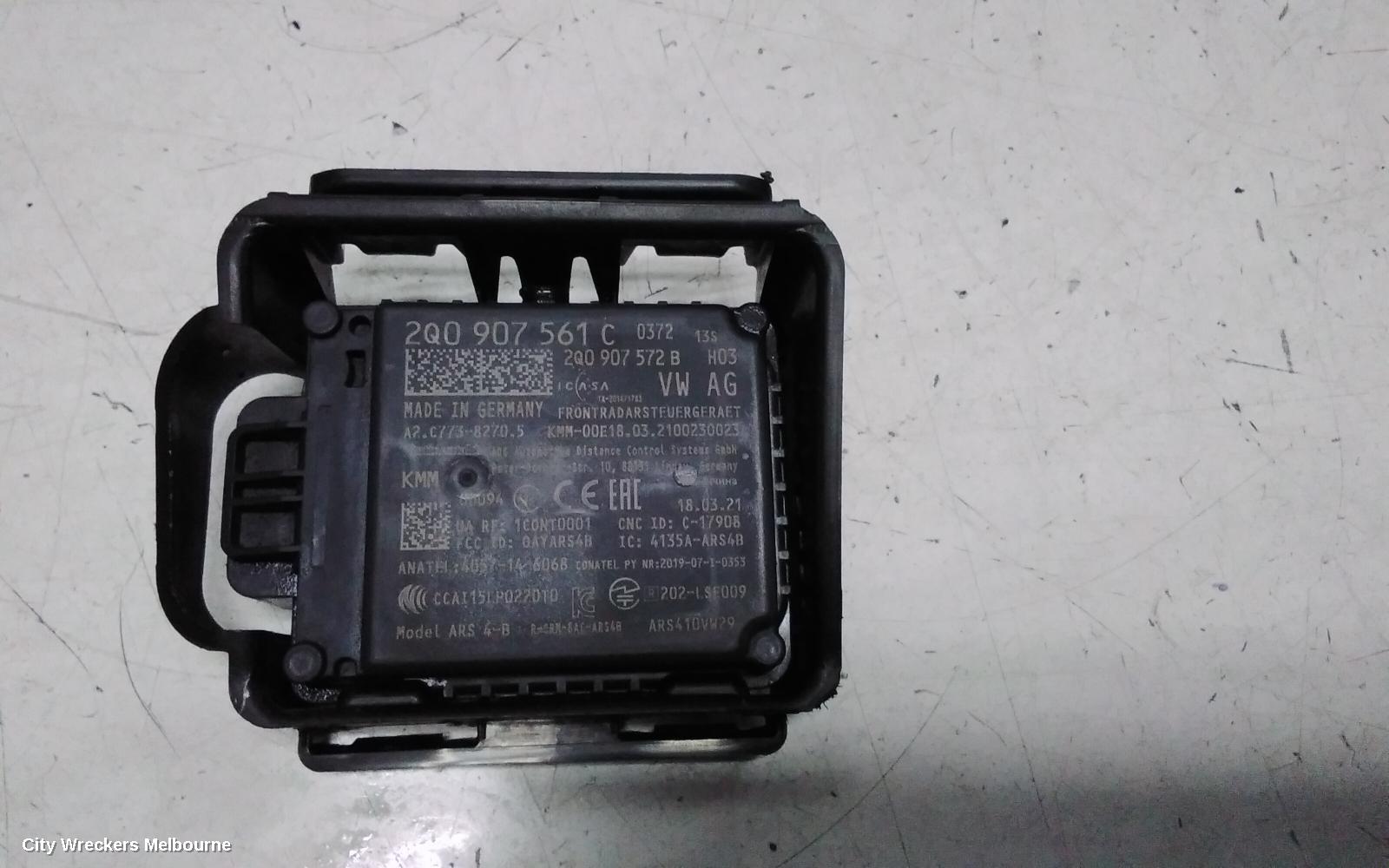 VOLKSWAGEN CRAFTER REVERSE CAMERA, SY1, FRONT RADAR SENSOR (GRILLE MOUNTED), 07/2019 - 10/2021