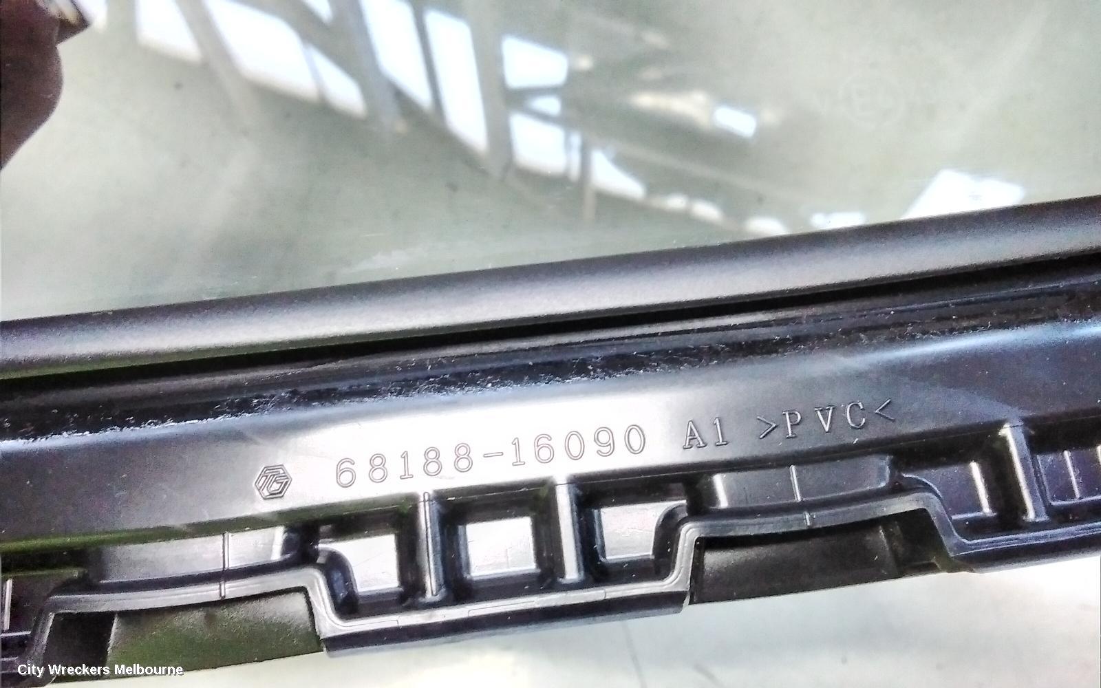 TOYOTA AURION RIGHT REAR 1/4 DOOR GLASS, GSV40R, 10/2006 - 03/2012