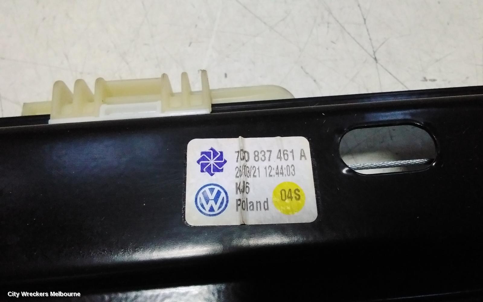 VOLKSWAGEN CRAFTER LEFT FRONT WINDOW REG/MOTOR, SY1, 08/2017 ONWARDS