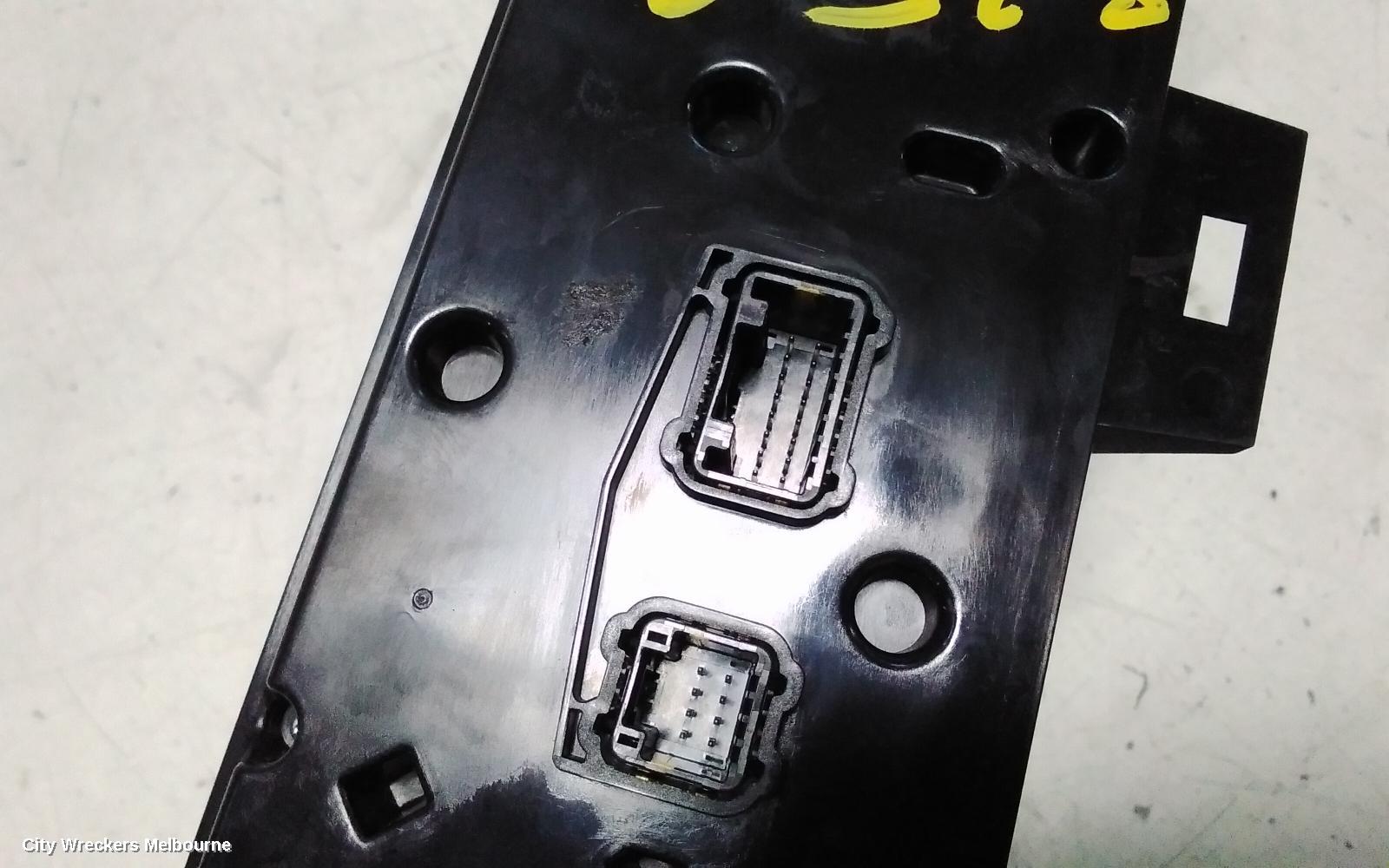 MAZDA 3 HEATER/AC CONTROLS, DUAL ZONE CLIMATE TYPE, BP, 03/2019 ONWARDS