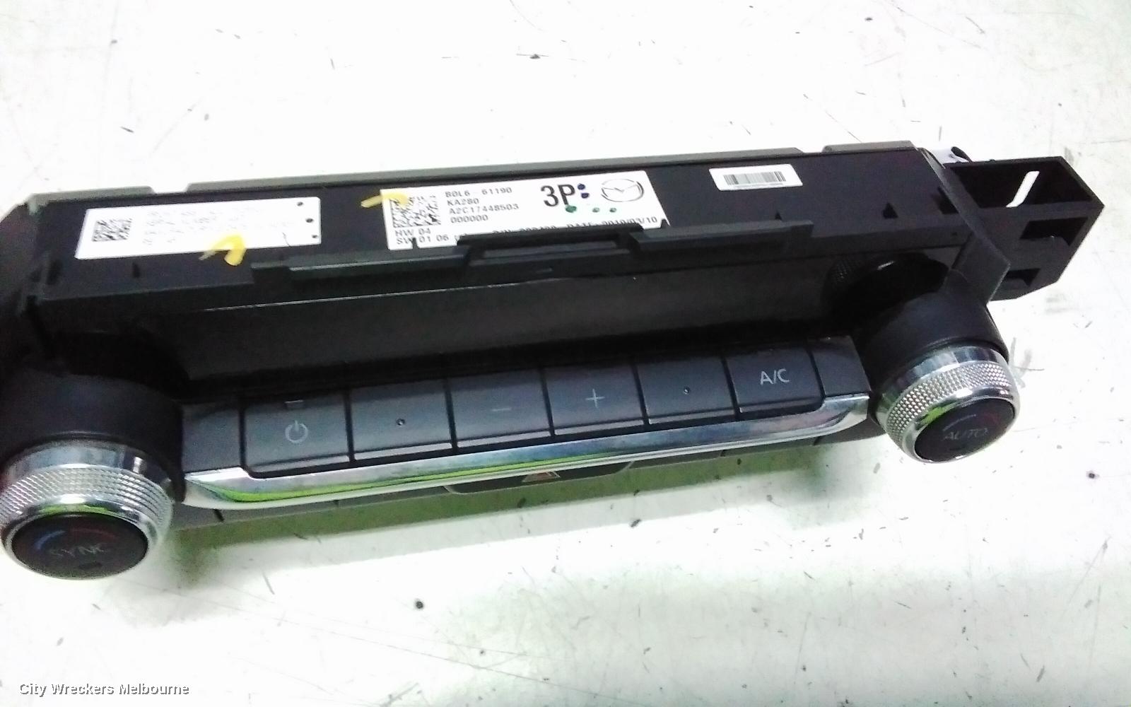 MAZDA 3 HEATER/AC CONTROLS, DUAL ZONE CLIMATE TYPE, BP, 03/2019 ONWARDS