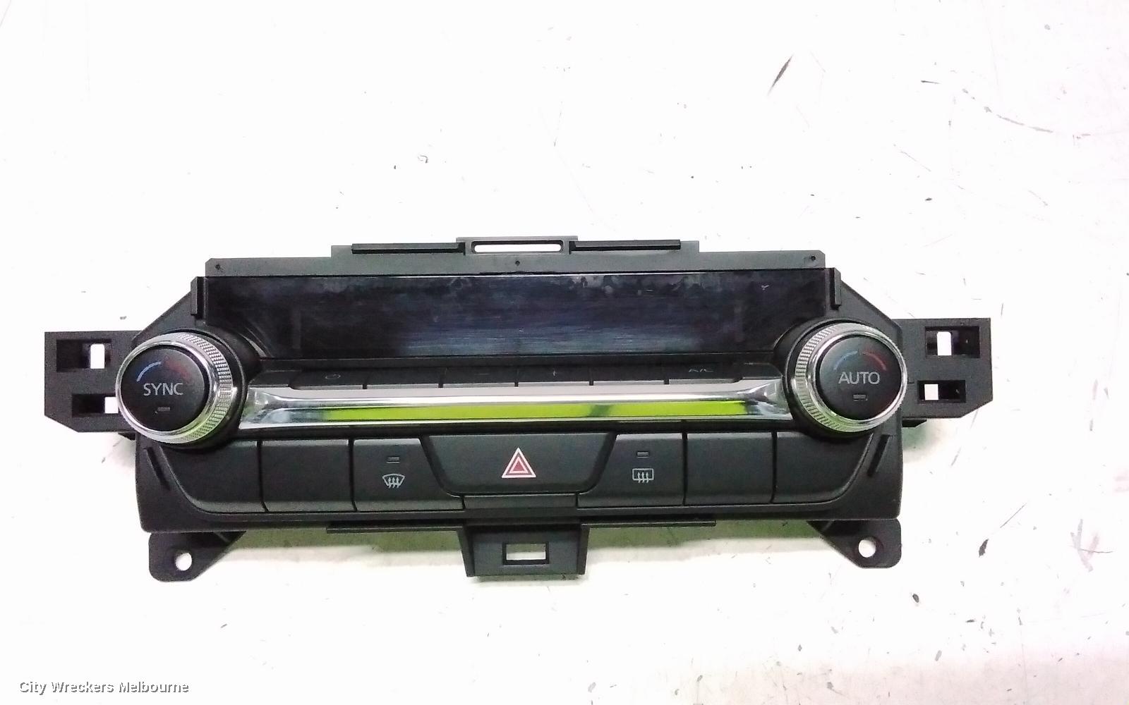 MAZDA 3 HEATER/AC CONTROLS, DUAL ZONE CLIMATE TYPE, BP, 03/2019 ONWARDS