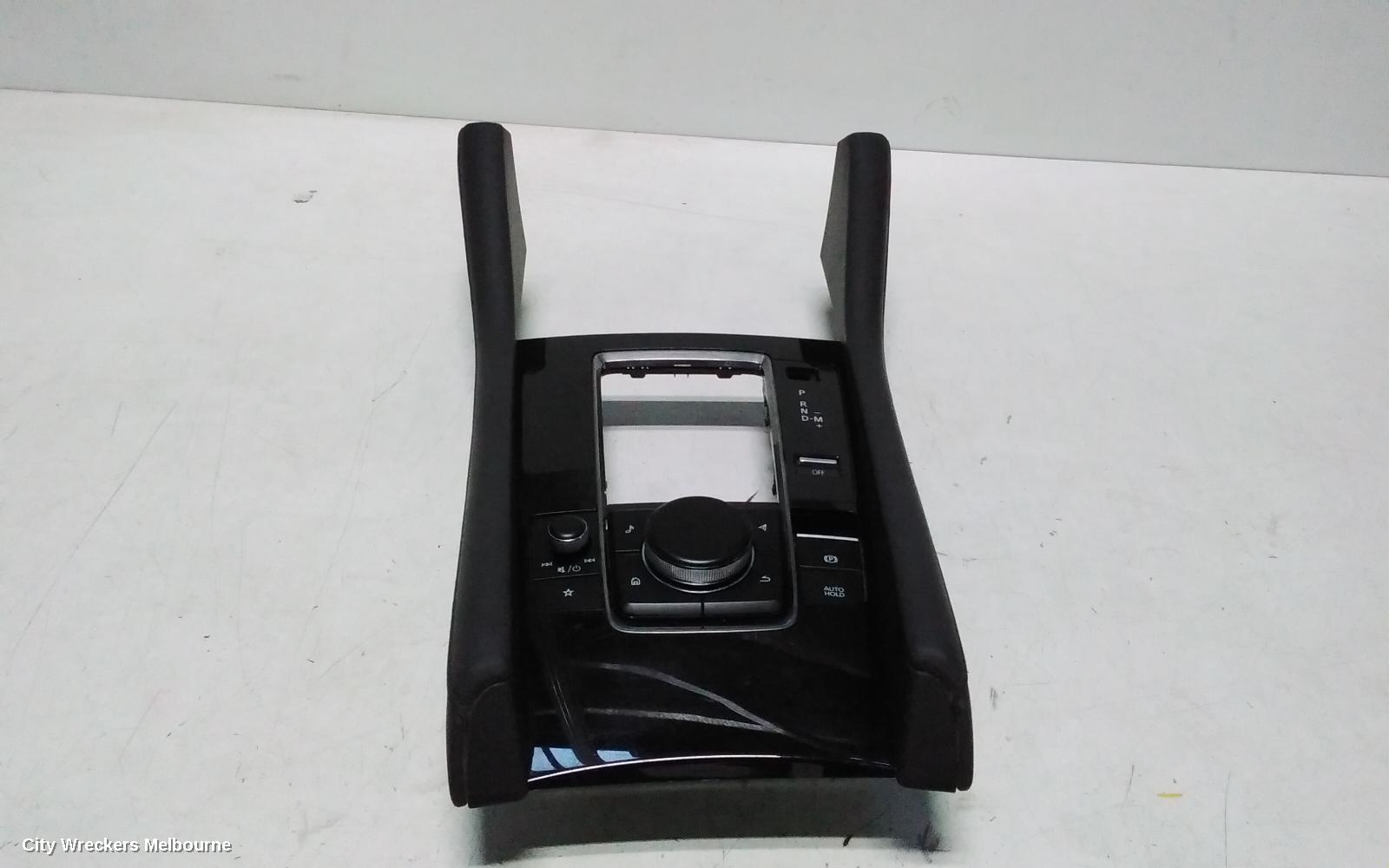 MAZDA 3 GEAR STICK/SHIFTER, BP, AUTO T/M, 03/2019 ONWARDS