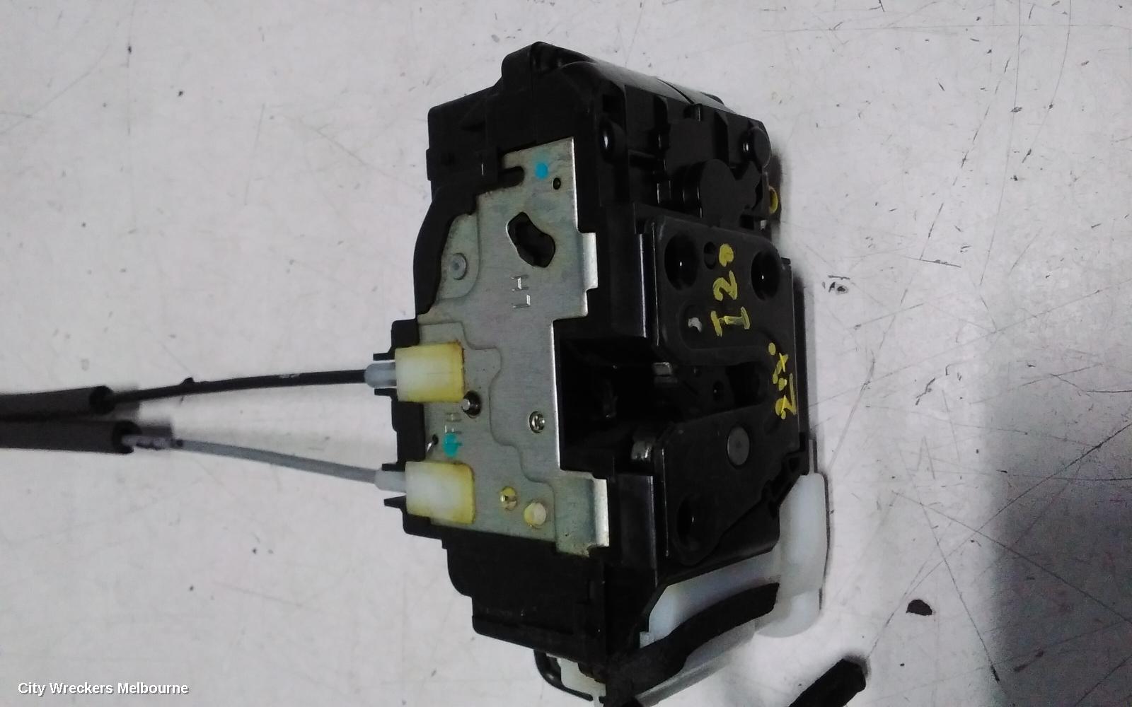 HYUNDAI I20 DOOR/BOOT/GATE LOCK, LEFT FRONT DOOR LOCK, PB, 5DR, 04/2010 - 12/2015