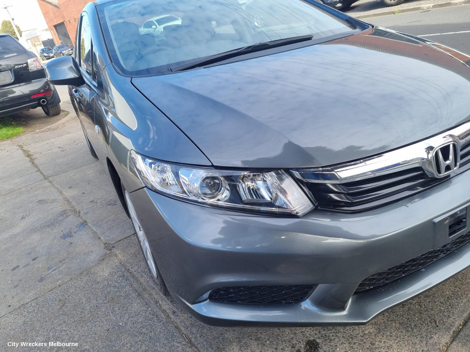 HONDA CIVIC RIGHT FRONT DOOR WINDOW, 9TH GEN, SEDAN (VIN MRHFB), 02/2012 - 04/2016