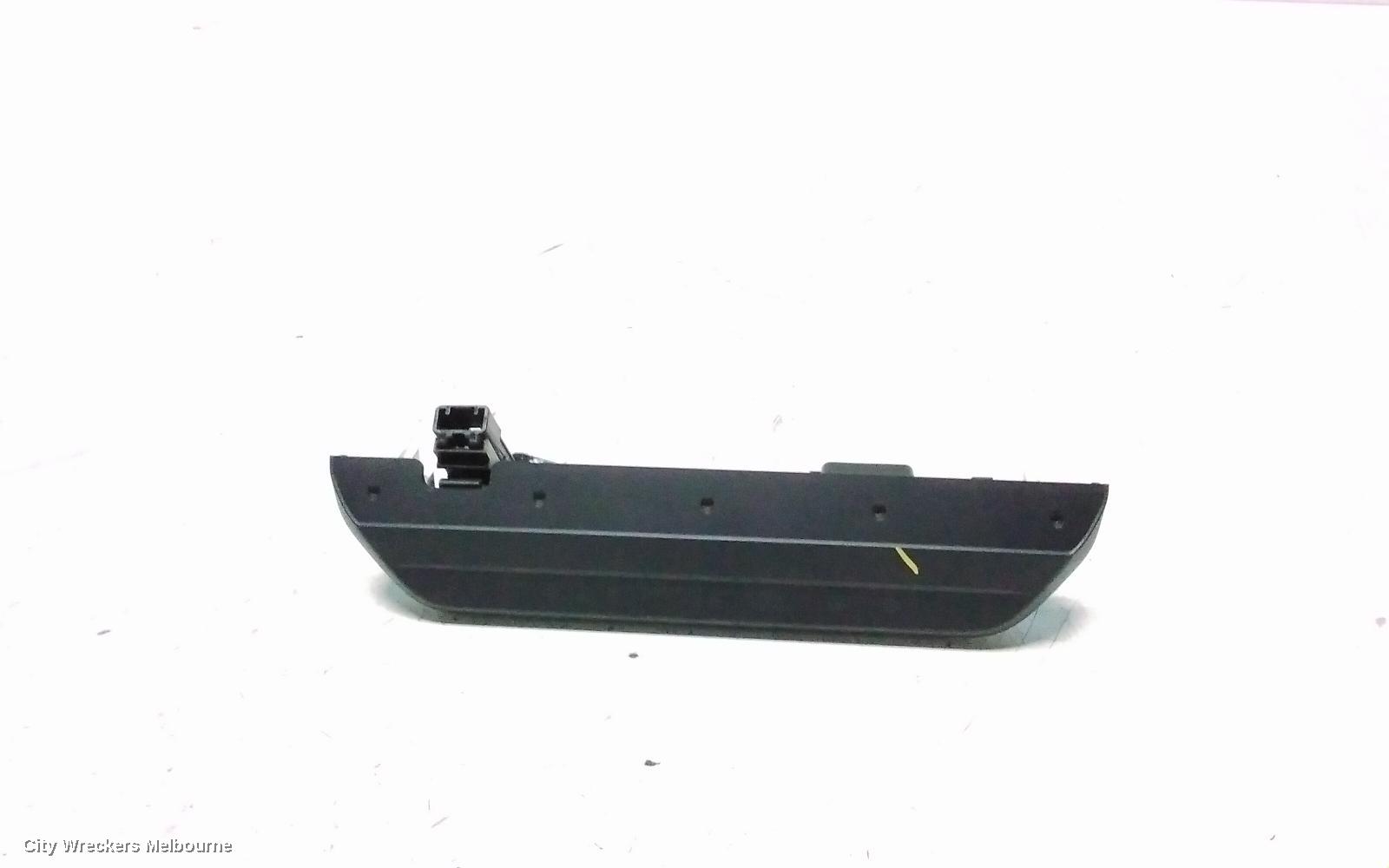 MAZDA 3, BP, 03/2019 ONWARDS, BDEL-55-260D: AIRBAG CONTROL LAMP : 142451