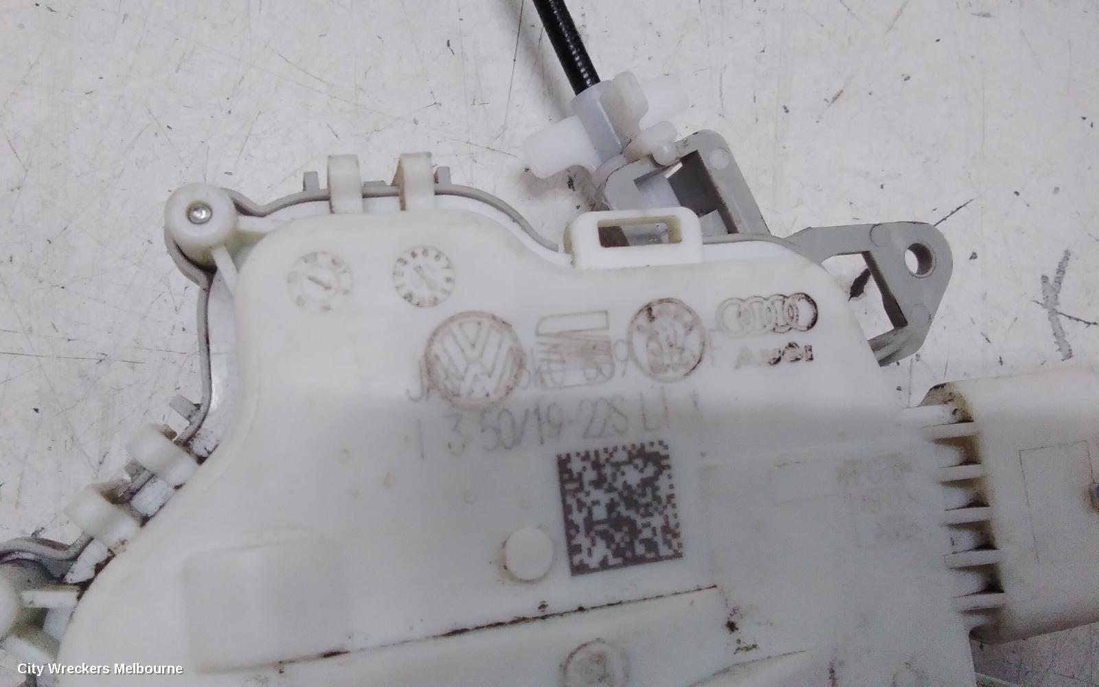 PORSCHE MACAN DOOR/BOOT/GATE LOCK, RIGHT REAR DOOR LOCK, 95B, P/N 8K0839016E, 06/2014 ONWARDS