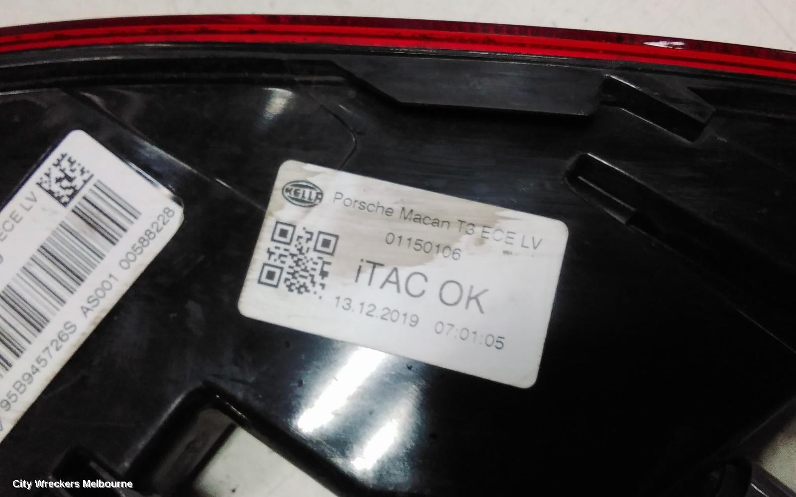 PORSCHE MACAN RIGHT TAILLIGHT, IN BUMPER, REFLECTOR W/ REVERSE LIGHT, 95B, 06/2014 - 04/2021
