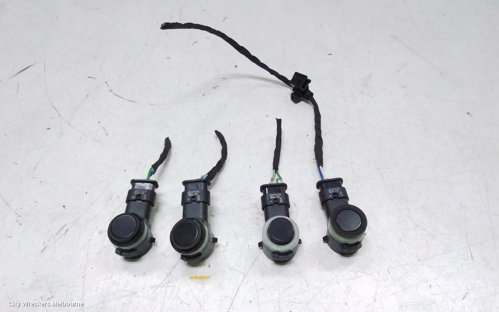PORSCHE MACAN, 95B, 06/2014 - 12/2025, 4 SENSOR OF REAR BAR: 142503