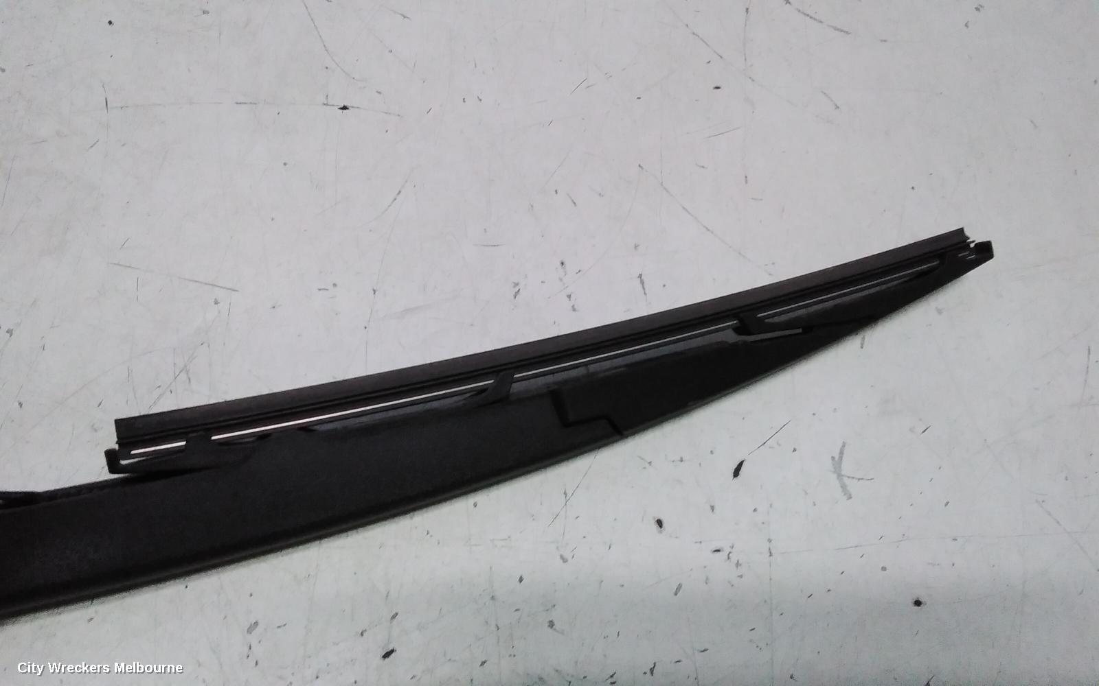 HYUNDAI TUCSON WIPER ARM, NX4, TAILGATE, 02/2021 ONWARDS
