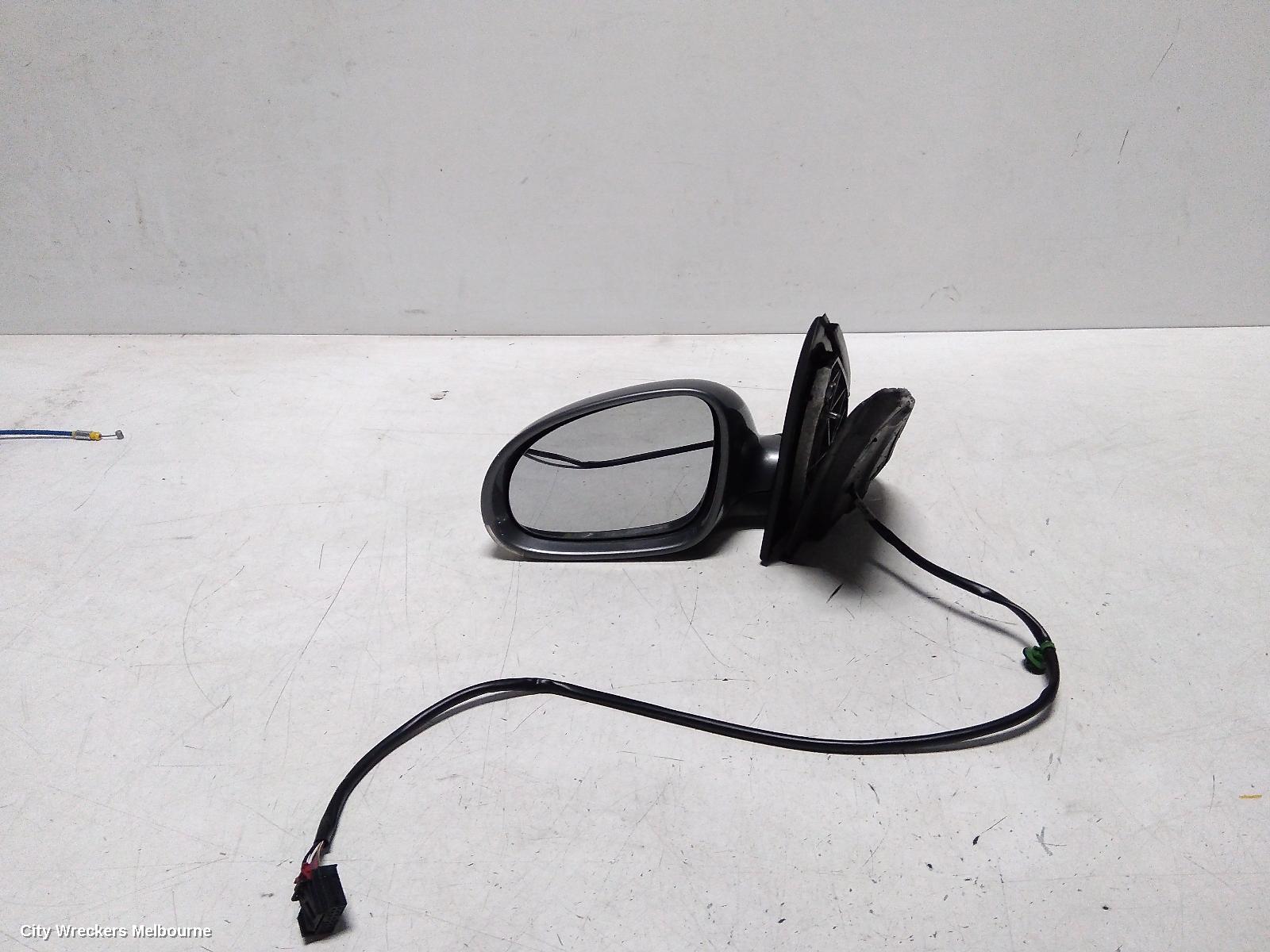VOLKSWAGEN GOLF LEFT DOOR MIRROR, GEN 5, HATCH, COLOUR CODED, 06/2004 - 02/2009