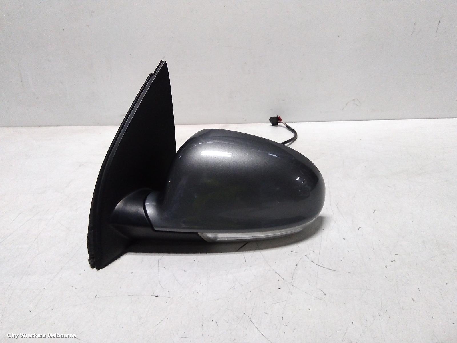 VOLKSWAGEN GOLF LEFT DOOR MIRROR, GEN 5, HATCH, COLOUR CODED, 06/2004 - 02/2009