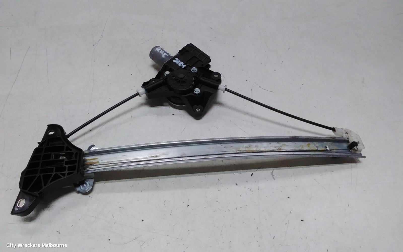 TOYOTA YARIS RIGHT FRONT WINDOW REG/MOTOR, XP210 SERIES, 04/2020 - 12/2023
