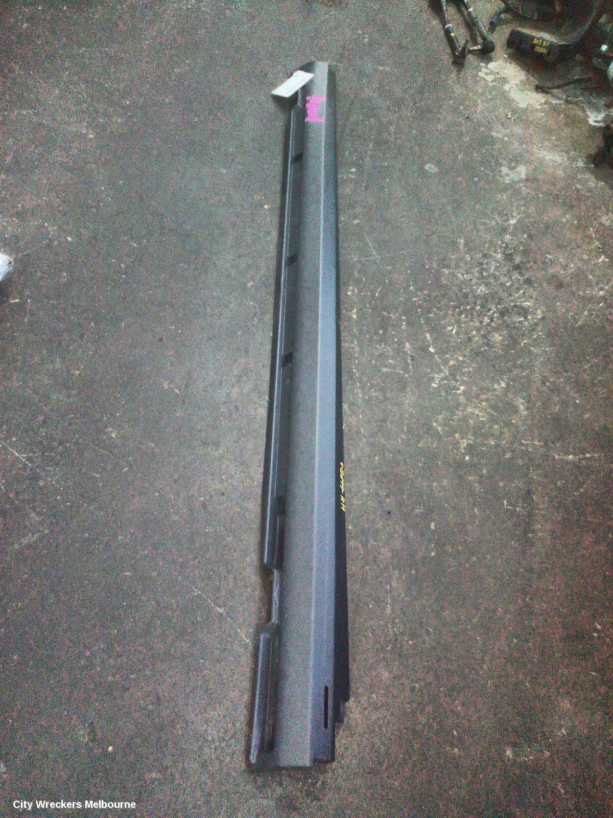 LAND ROVER RANGEROVER EVOQUE SIDE STEP/SKIRT, L538, RH SIDE, 11/2011 - 01/2019