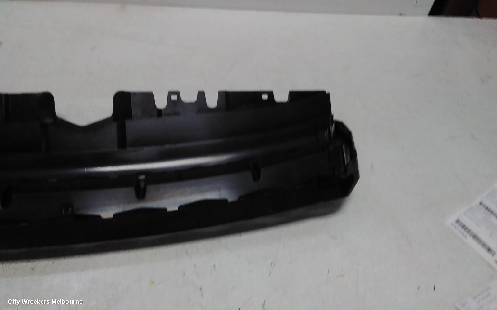 LAND ROVER RANGEROVER EVOQUE GRILLE, RADIATOR GRILLE, L538, PURE/PURE TECH, ATLAS/BRUNEL 11/2011 - 06/2015