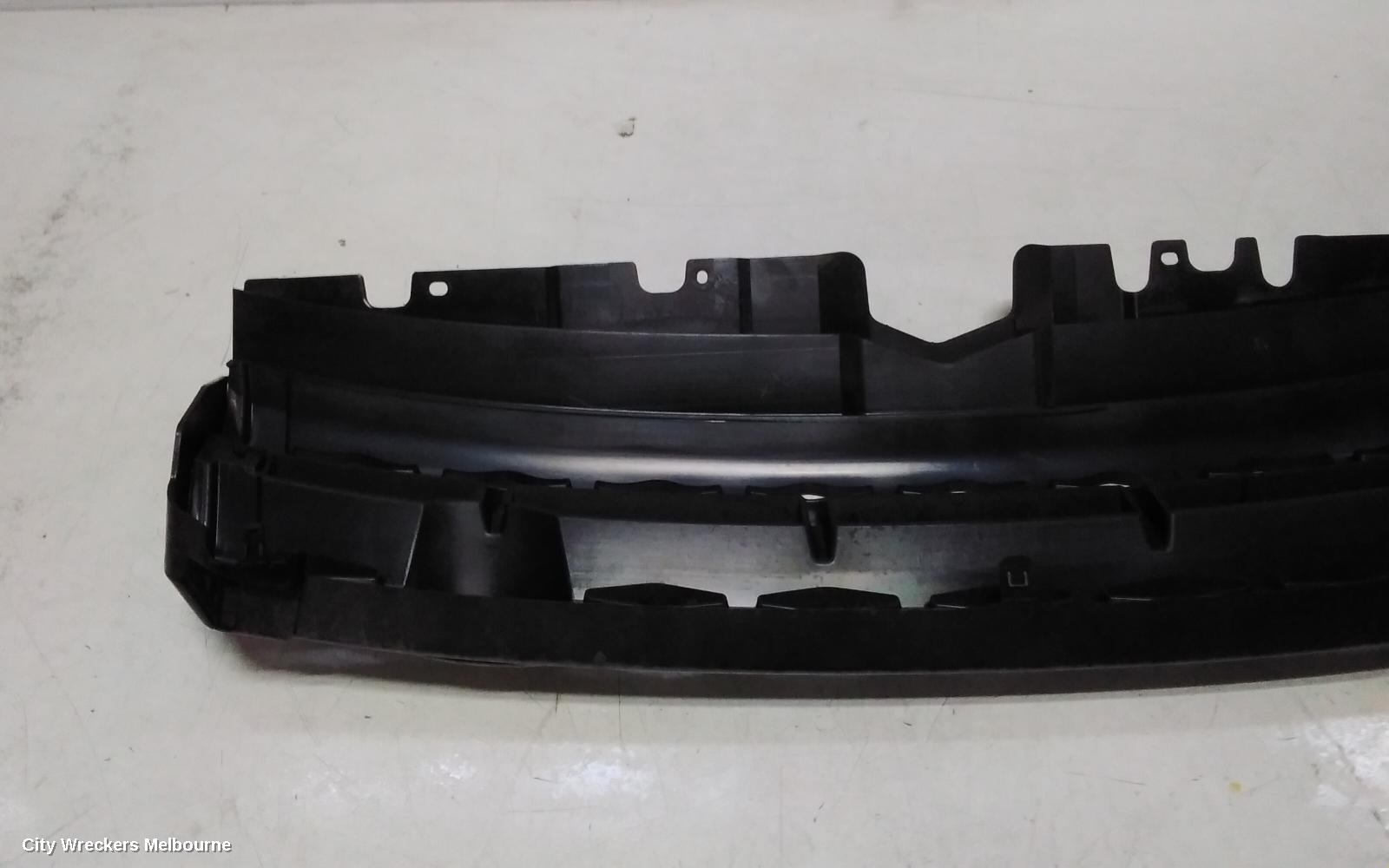 LAND ROVER RANGEROVER EVOQUE GRILLE, RADIATOR GRILLE, L538, PURE/PURE TECH, ATLAS/BRUNEL 11/2011 - 06/2015