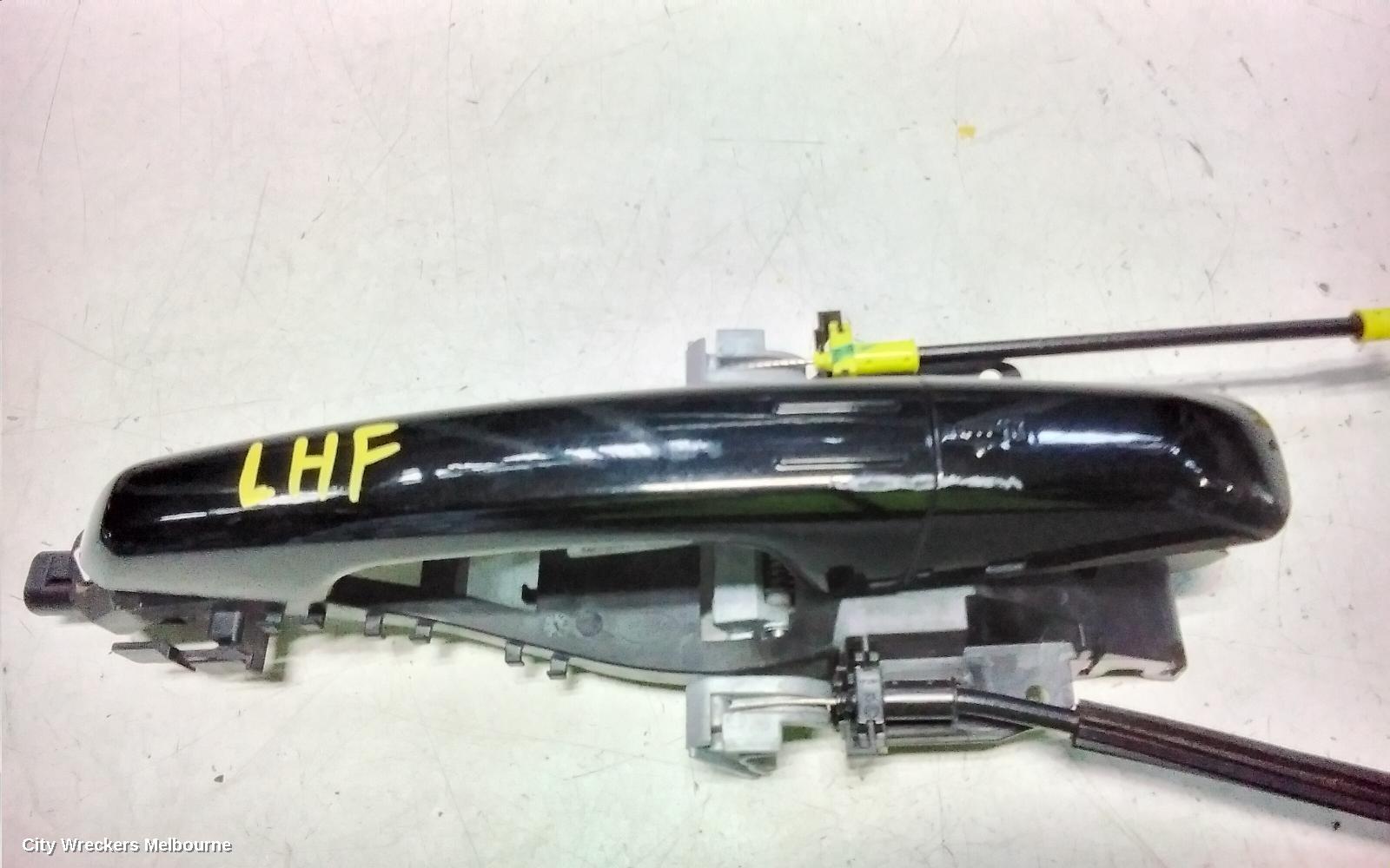 LAND ROVER RANGEROVER EVOQUE DOOR HANDLE, LH FRONT, OUTER, COLOUR CODED, W/ KEYLESS ENTRY & START TYPE, L538, 11/2011 - 01/2019