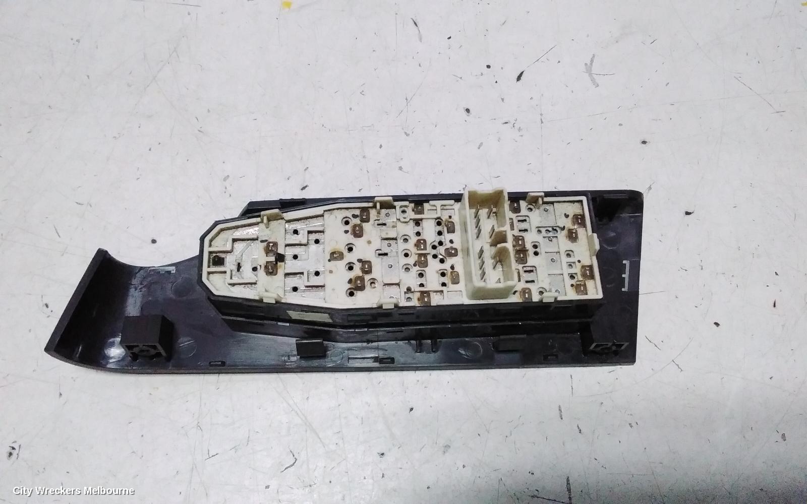 HOLDEN BARINA PWR DR WIND SWITCH, RH FRONT (MASTER SWITCH), 5DR HATCH, 11 PIN, TK, 07/2008 - 12/2012
