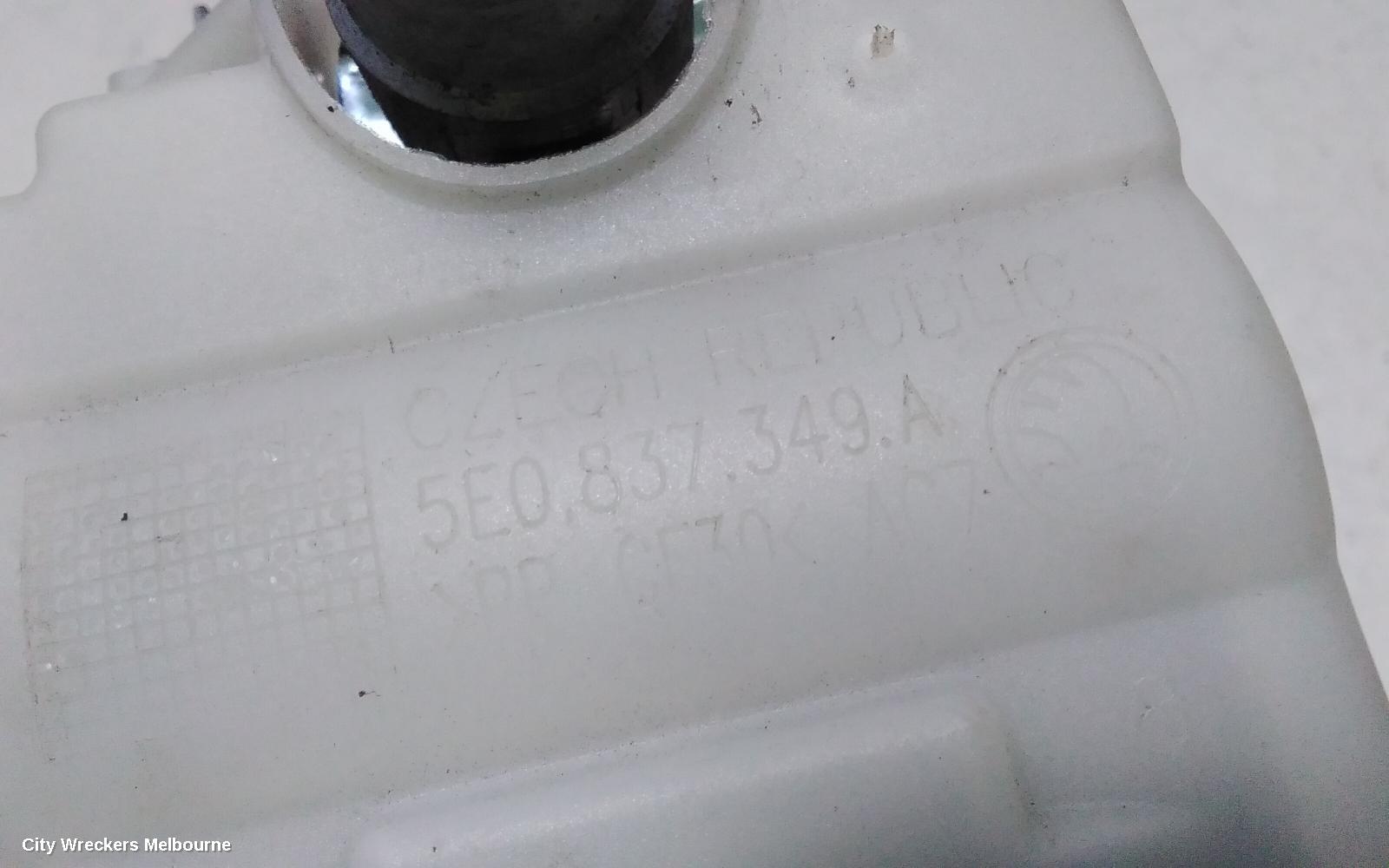 SKODA RAPID DOOR HANDLE, NH, LH FRONT, OUTER, NON KEYLESS TYPE, 05/2014 - 12/2020